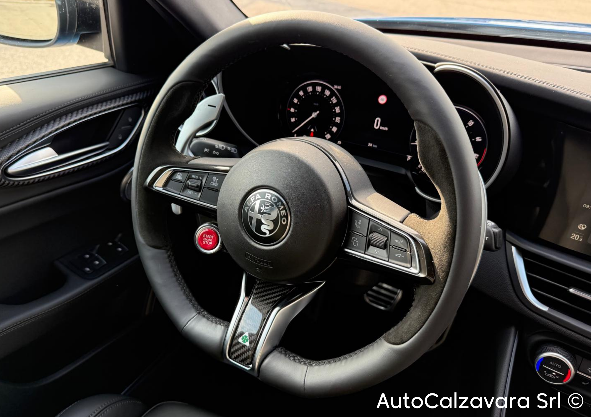 Alfa Romeo Giulia 2.9 V6 Bi-Turbo AT8 Quadrifoglio / BLU MISANO / R7689787