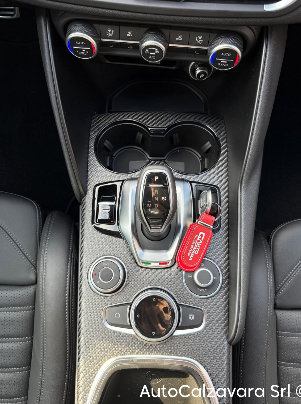 Alfa Romeo Giulia 2.9 V6 Bi-Turbo AT8 Quadrifoglio / BLU MISANO / R7689787