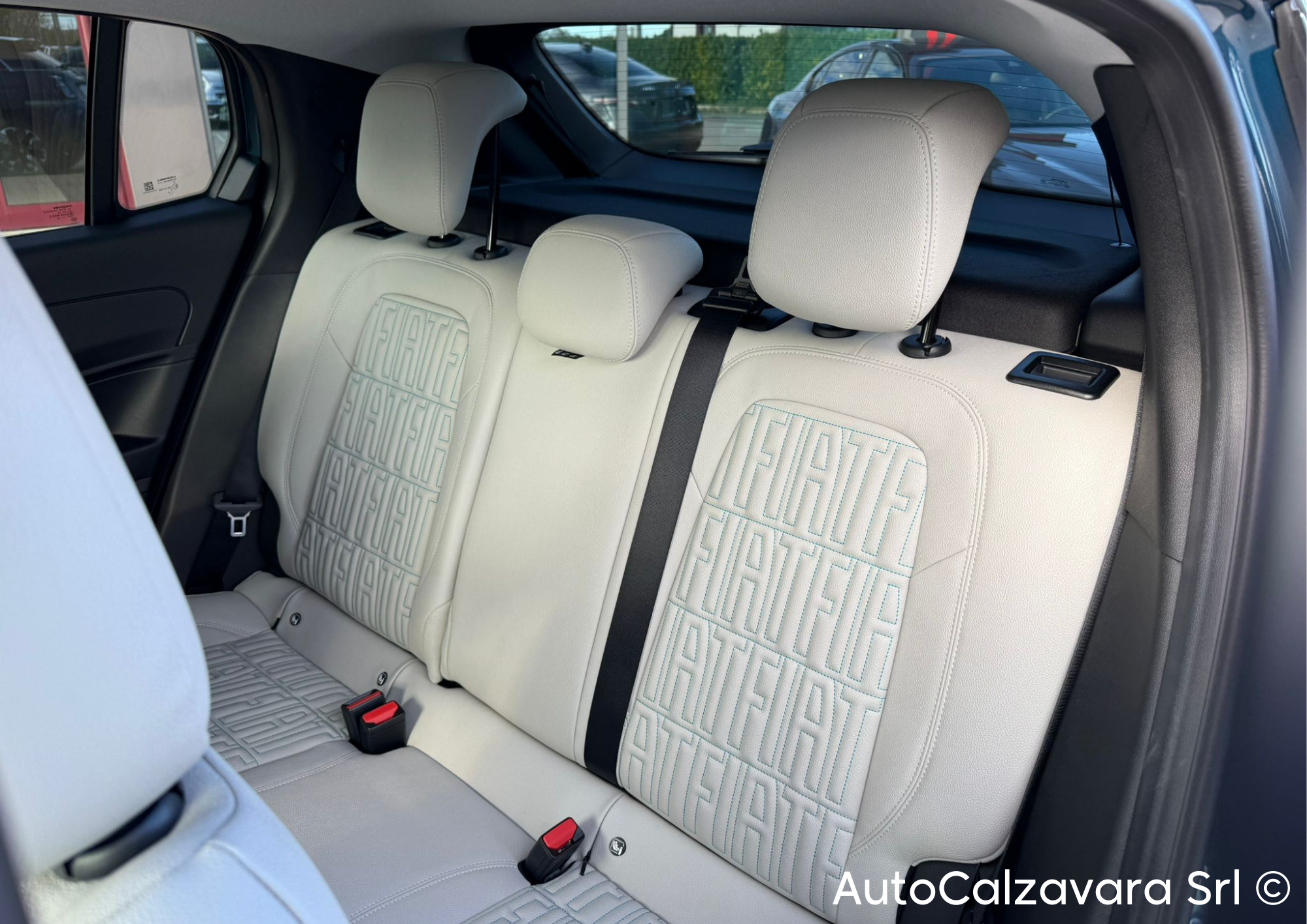 Fiat 600 Hybrid 110 CV DCT MHEV La Prima II / VERDE MARE / HA139FX