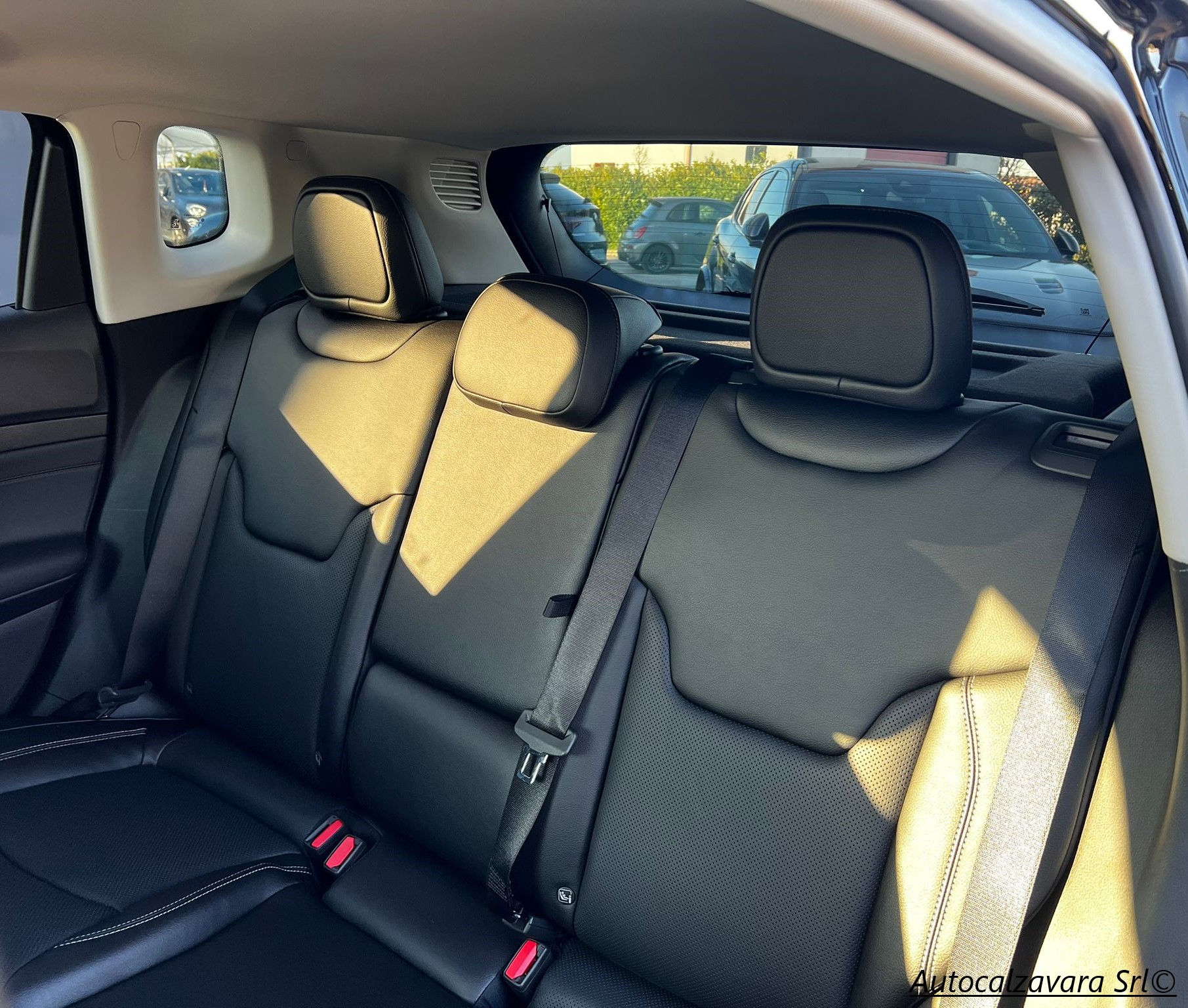 Jeep Compass 1.5 Turbo T4 130 CV MHEV 2WD Summit / SOLID BLACK / GW038CT