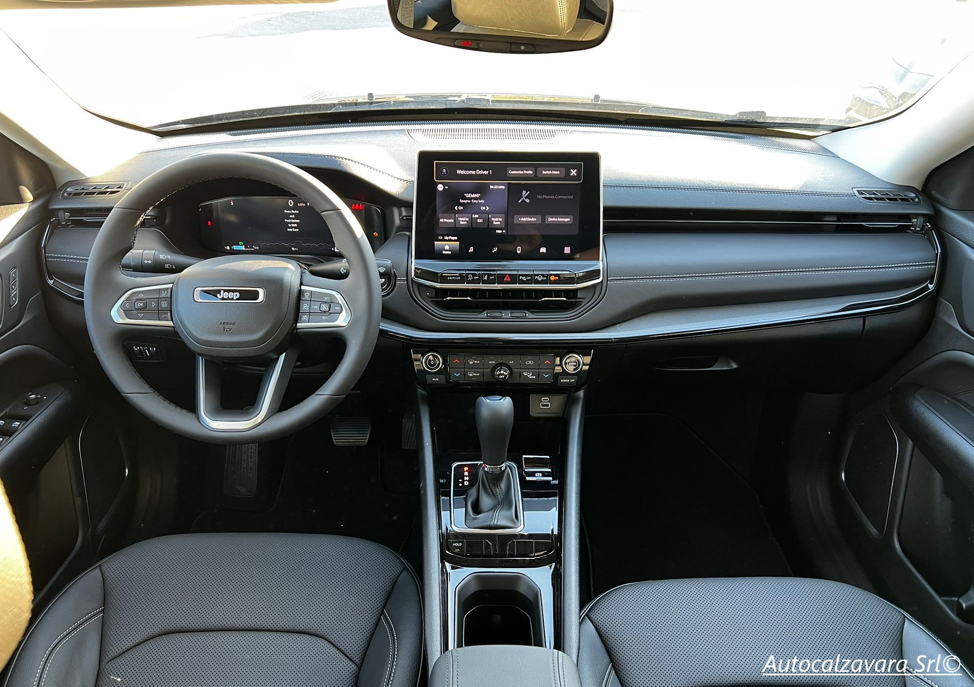 Jeep Compass 1.5 Turbo T4 130 CV MHEV 2WD Summit / SOLID BLACK / GW038CT