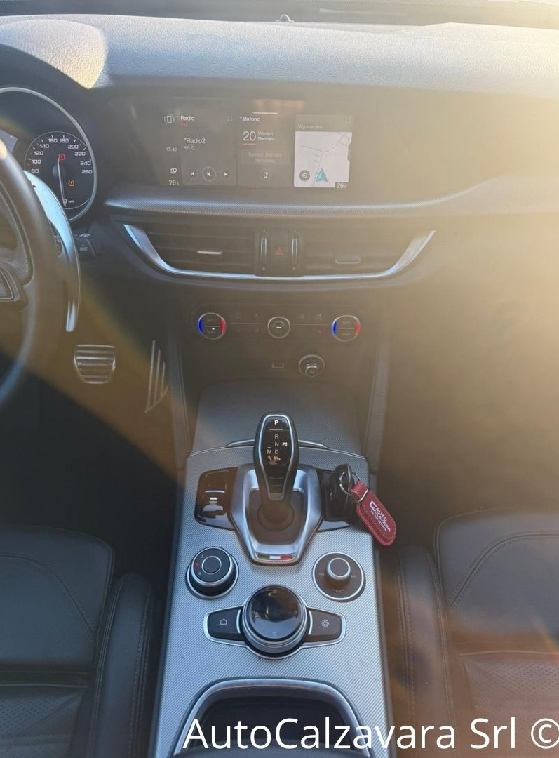 Alfa Romeo Stelvio 2.2 Turbodiesel 210 CV AT8 Q4 Veloce / NERO VULCANO / GR764BT