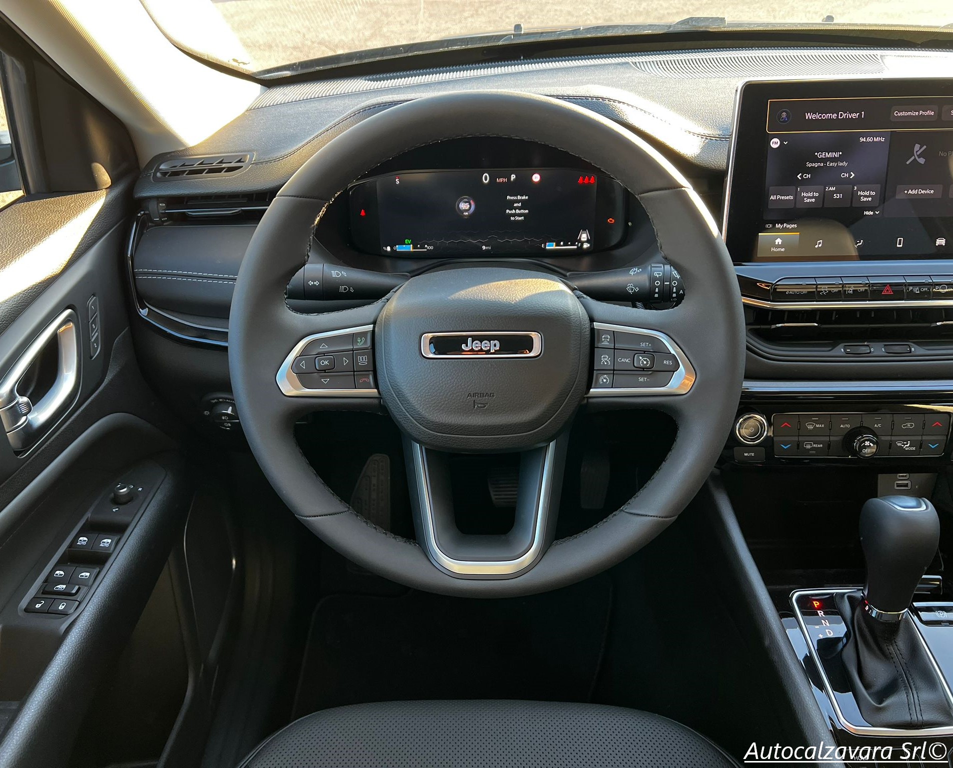 Jeep Compass 1.5 Turbo T4 130 CV MHEV 2WD Summit / SOLID BLACK / GW038CT