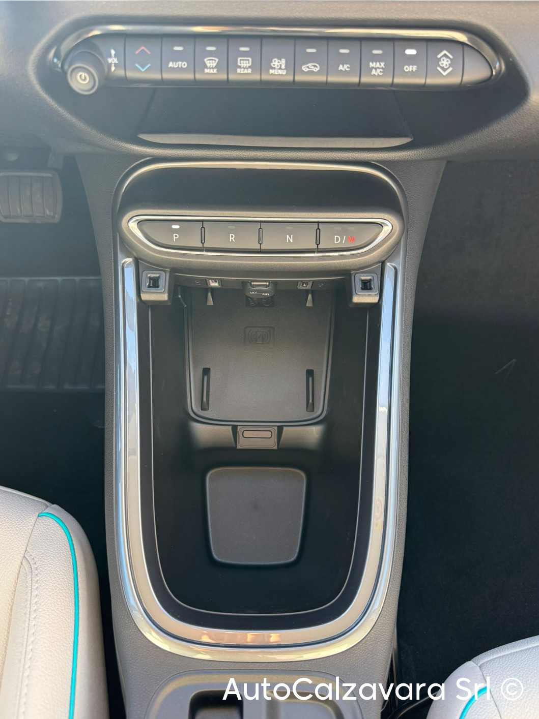 Fiat 600 Hybrid 110 CV DCT MHEV La Prima II / NERO CINEMA / HB313EJ