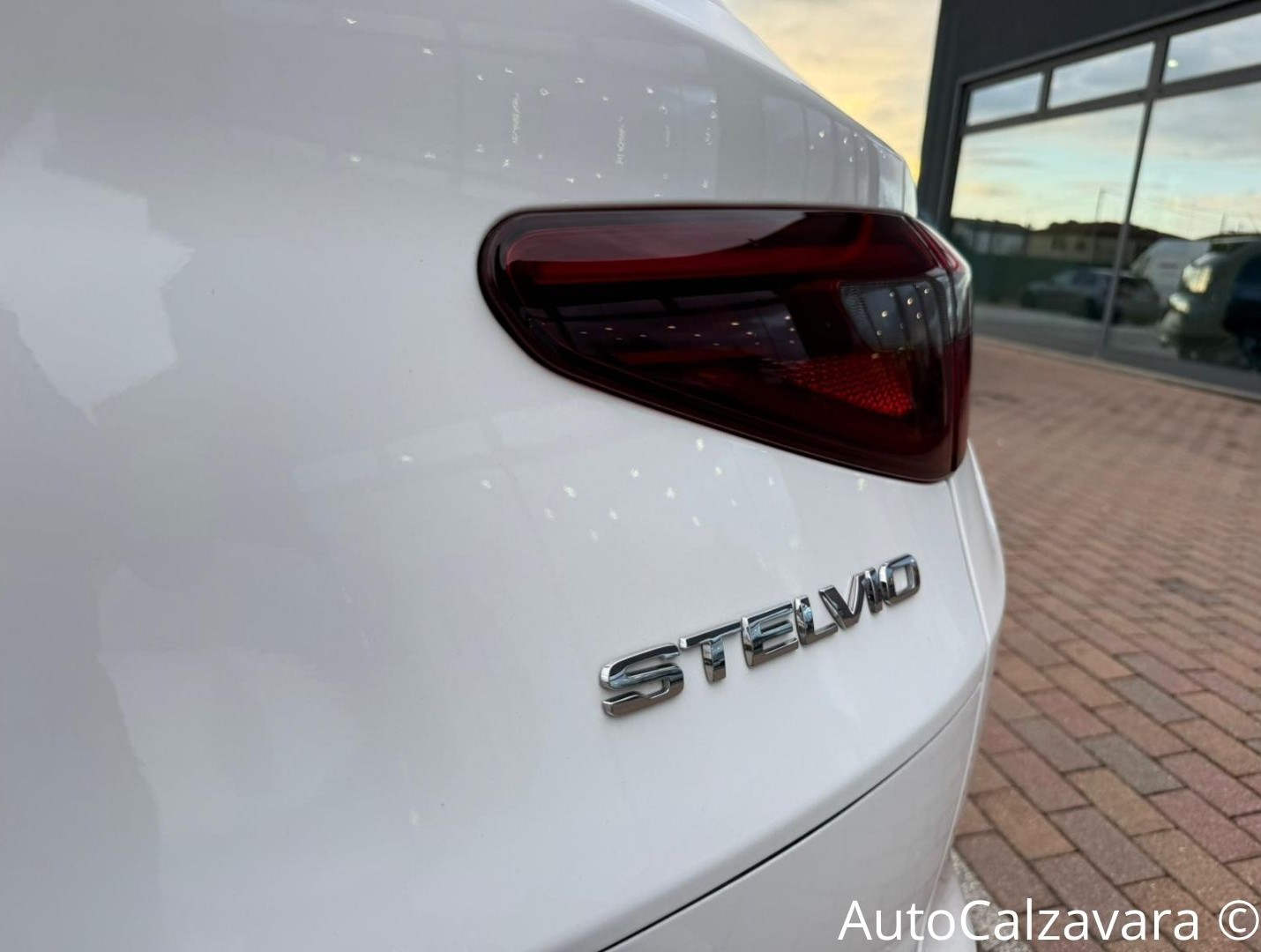 Alfa Romeo Stelvio 2.2 Turbodiesel 210 CV AT8 Q4 Veloce / BIANCO ALFA / GM033ZP
