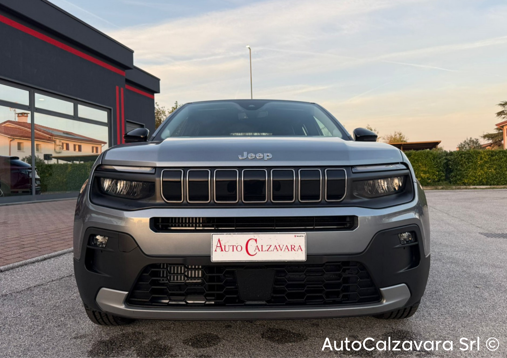 Jeep Avenger 1.2 Turbo 100 CV MHEV Altitude / GRIGIO GRANITE / SJL85856
