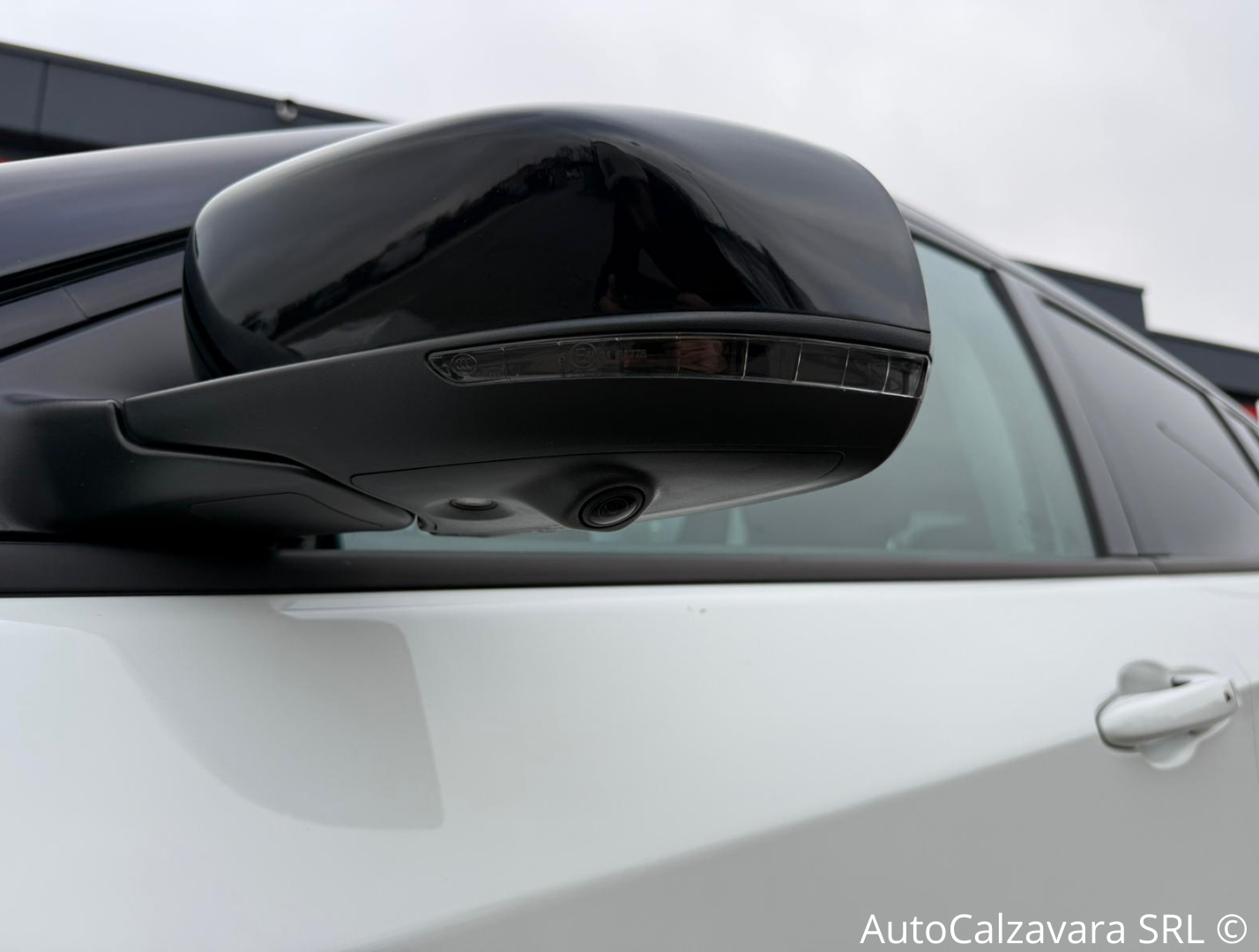 Jeep Compass 1.6 Multijet II 2WD S / ALPINE WHITE CON TETTO NERO / GT991DC