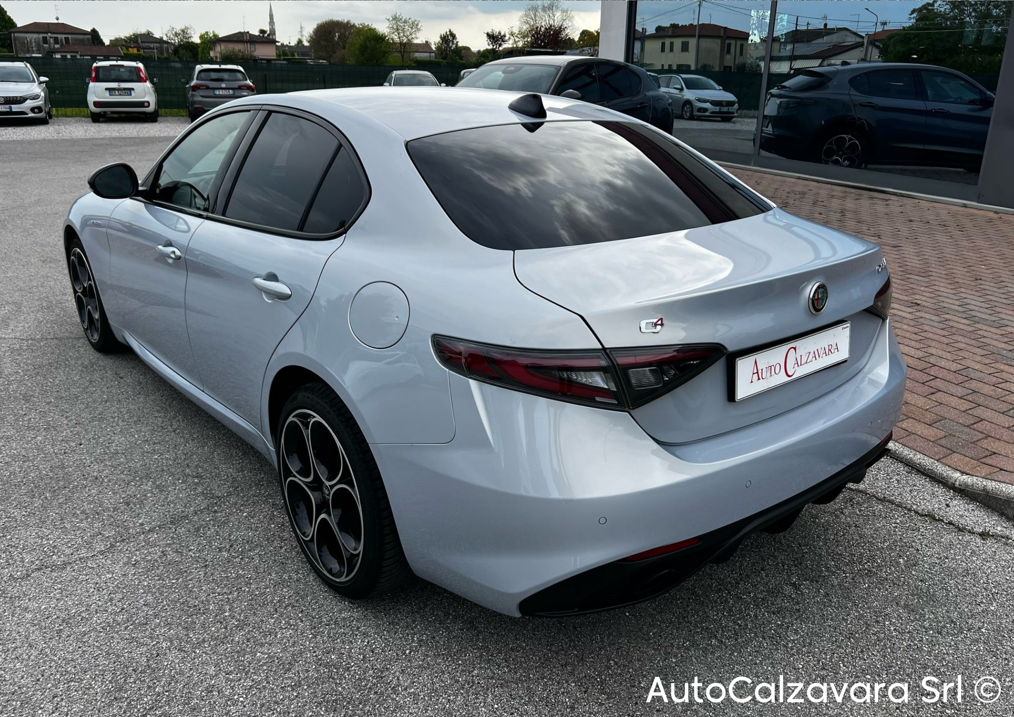 Alfa Romeo Giulia 2.0 Turbo 280 CV AT8 AWD Q4 Veloce / PERLA LUNARE / R7686147