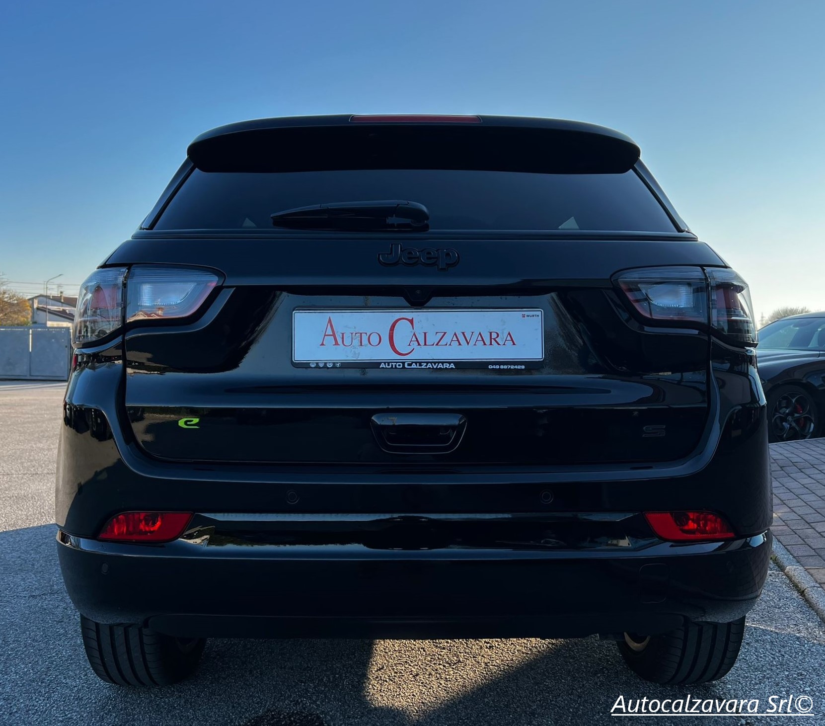 Jeep Compass 1.5 Turbo T4 130 CV MHEV 2WD Summit / SOLID BLACK / GW038CT