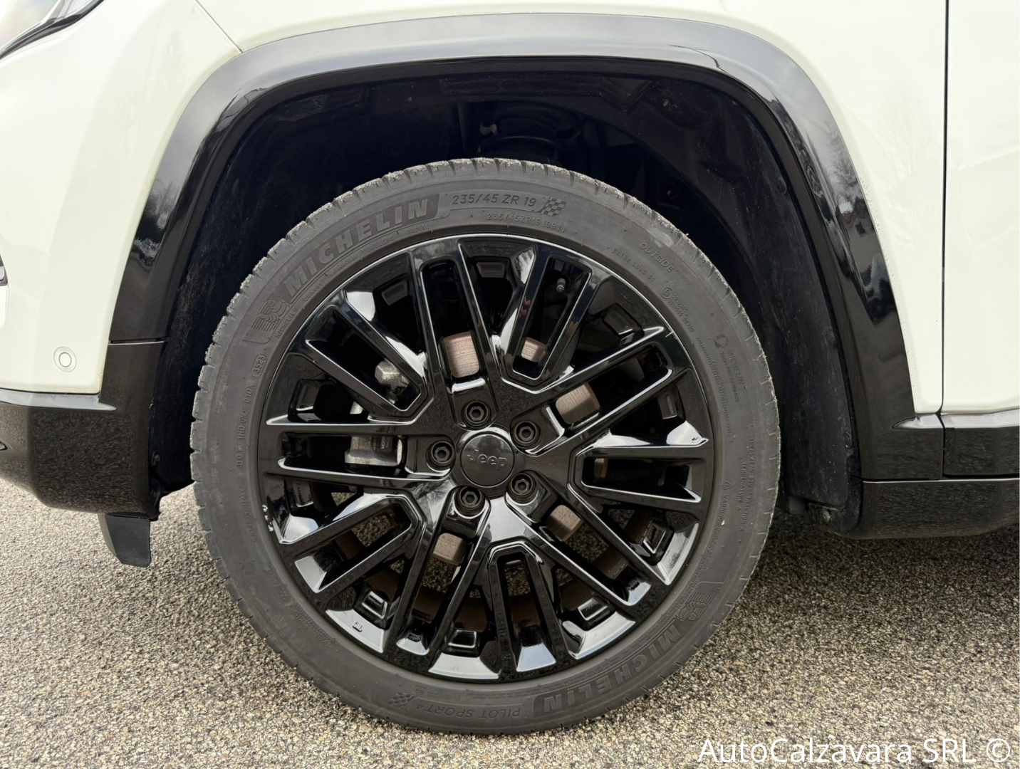 Jeep Compass 1.6 Multijet II 2WD S / ALPINE WHITE CON TETTO NERO / GT991DC