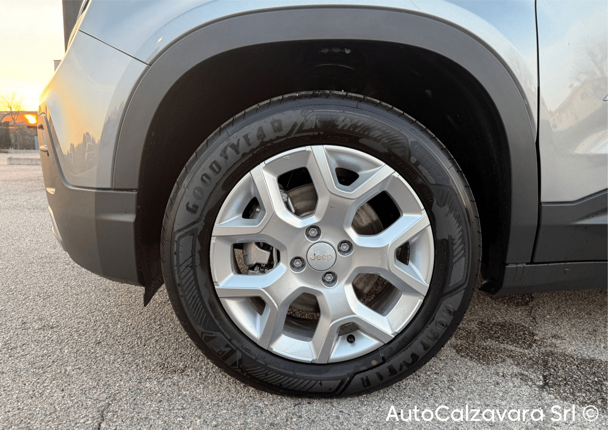 Jeep Avenger 1.2 Turbo 100 CV MHEV Altitude / GRIGIO GRANITE / SJL85856