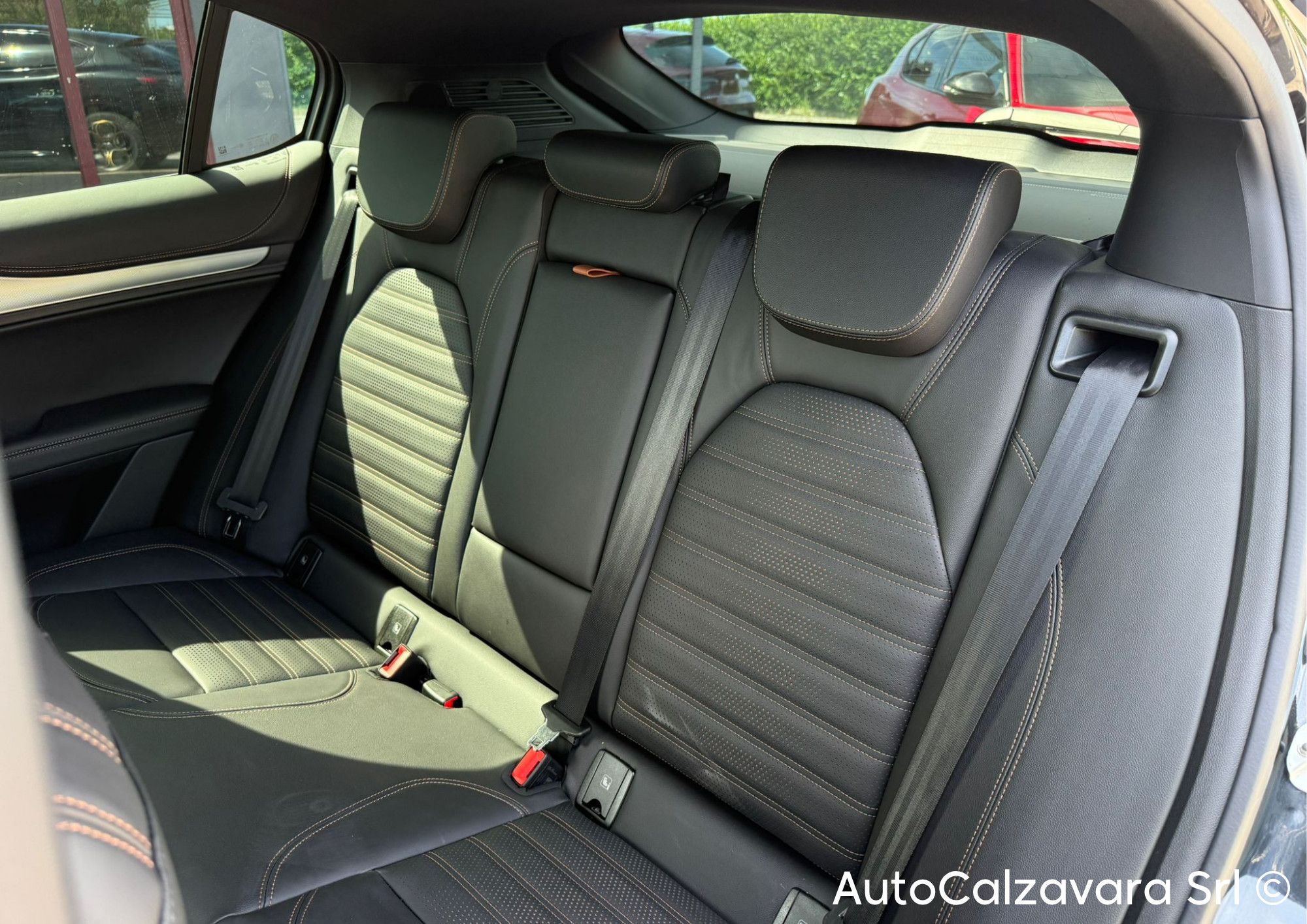 Alfa Romeo Stelvio 2.2 Turbodiesel 210 CV AT8 Q4 Intensa / NERO VULCANO / R7E03557