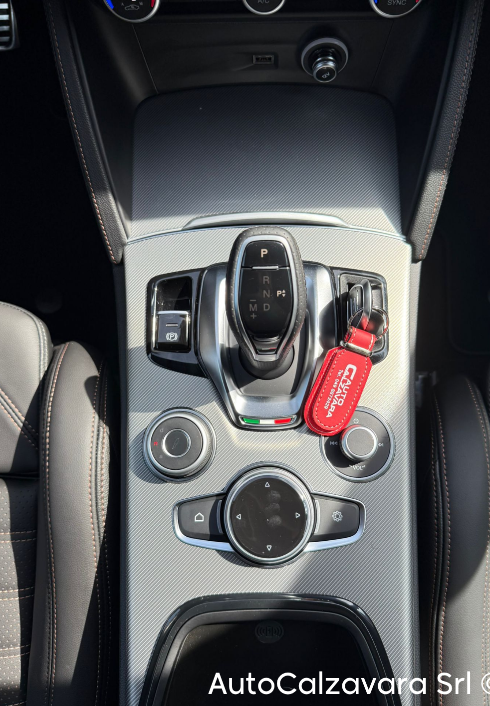 Alfa Romeo Stelvio 2.2 Turbodiesel 210 CV AT8 Q4 Intensa / NERO VULCANO / R7E03557