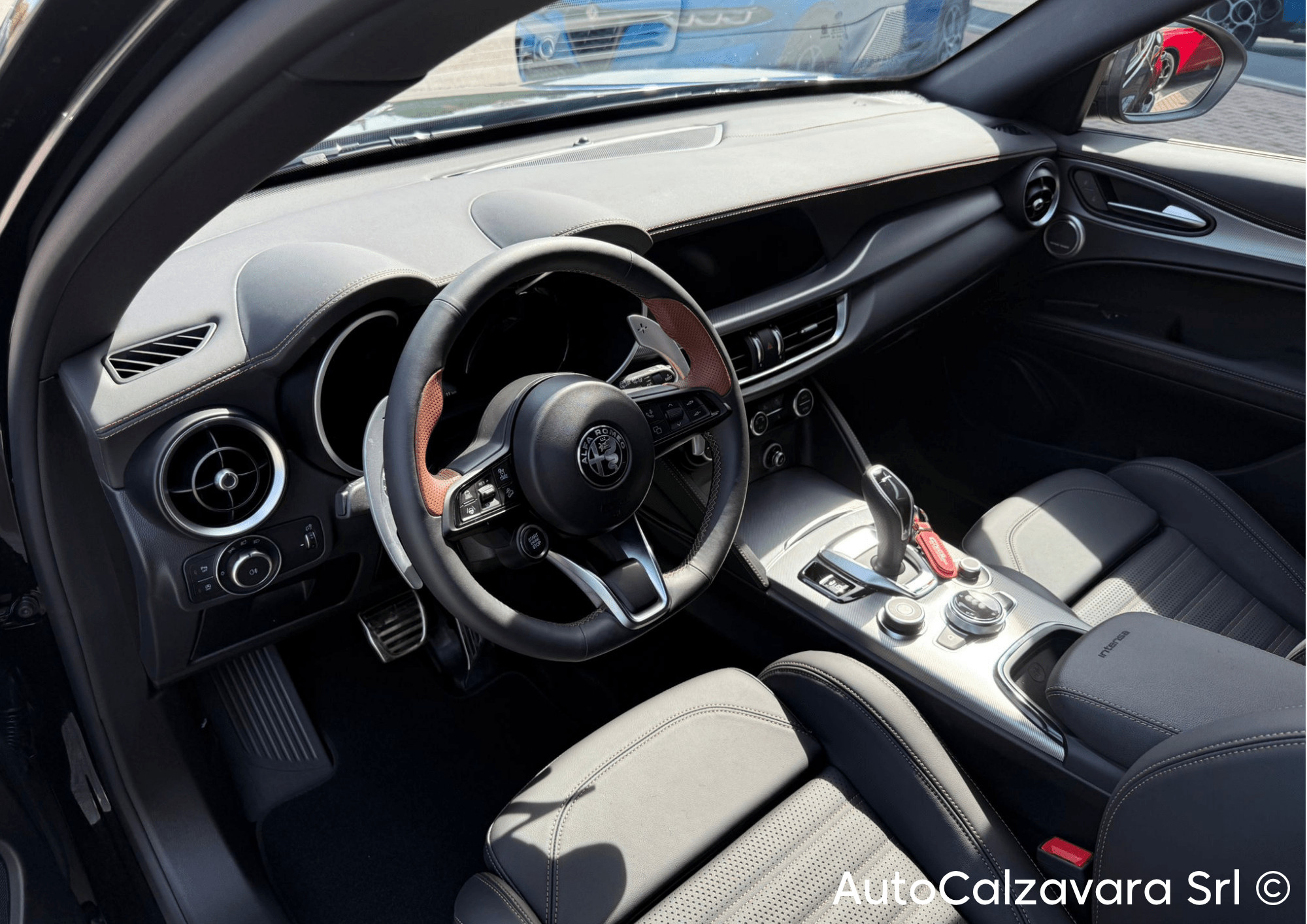 Alfa Romeo Stelvio 2.2 Turbodiesel 210 CV AT8 Q4 Intensa / NERO VULCANO / R7E03557