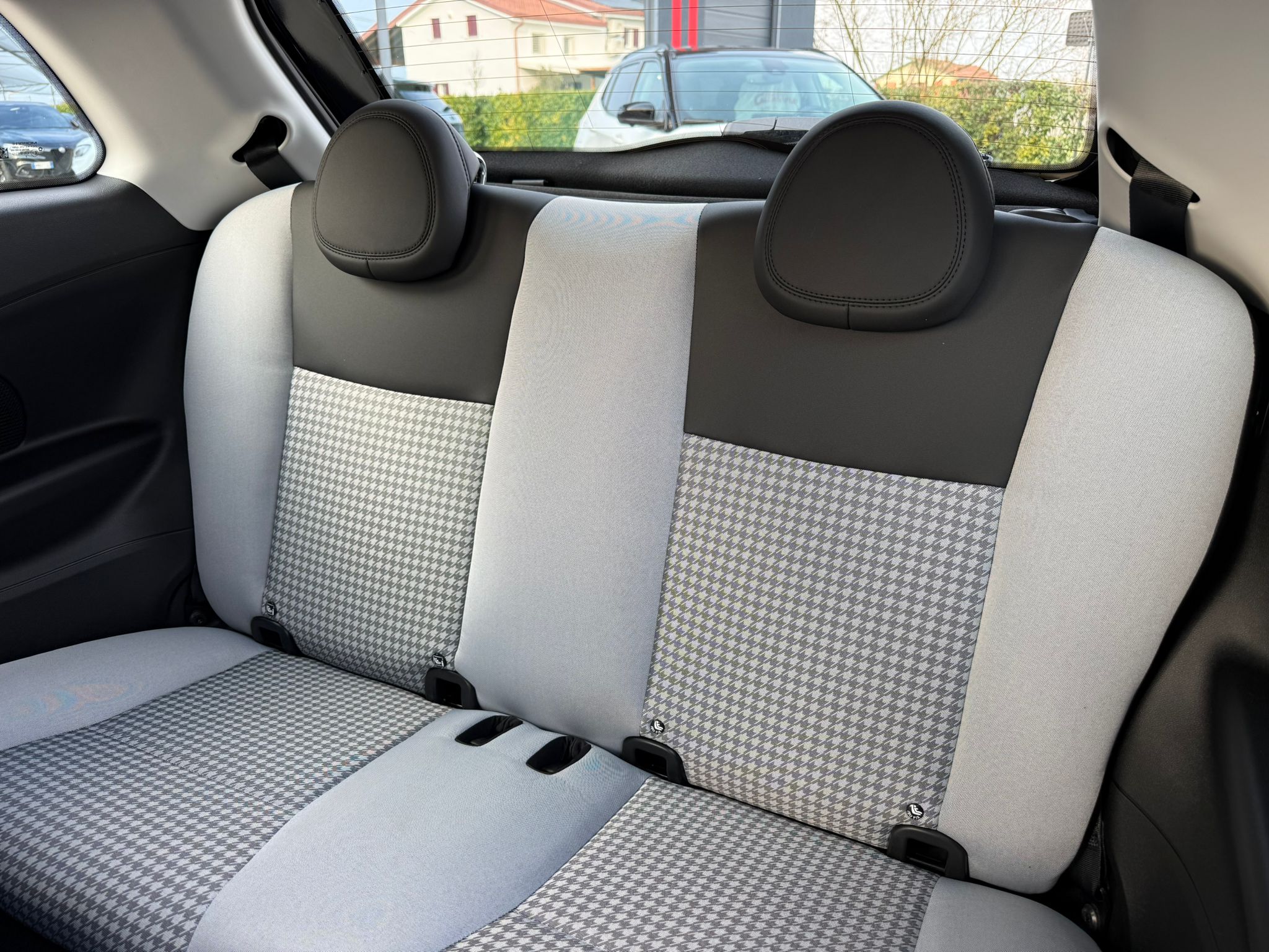 Fiat 500 Berlina Hybrid Torino / NERO ONYX / TX262578