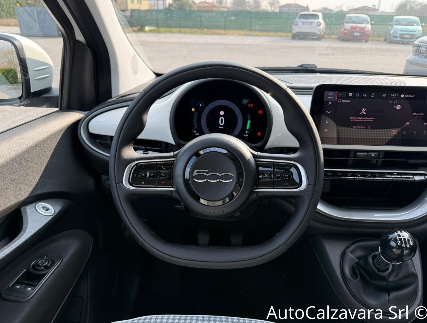 Fiat 500 Berlina Hybrid Torino / BIANCO GELATO / TX262635