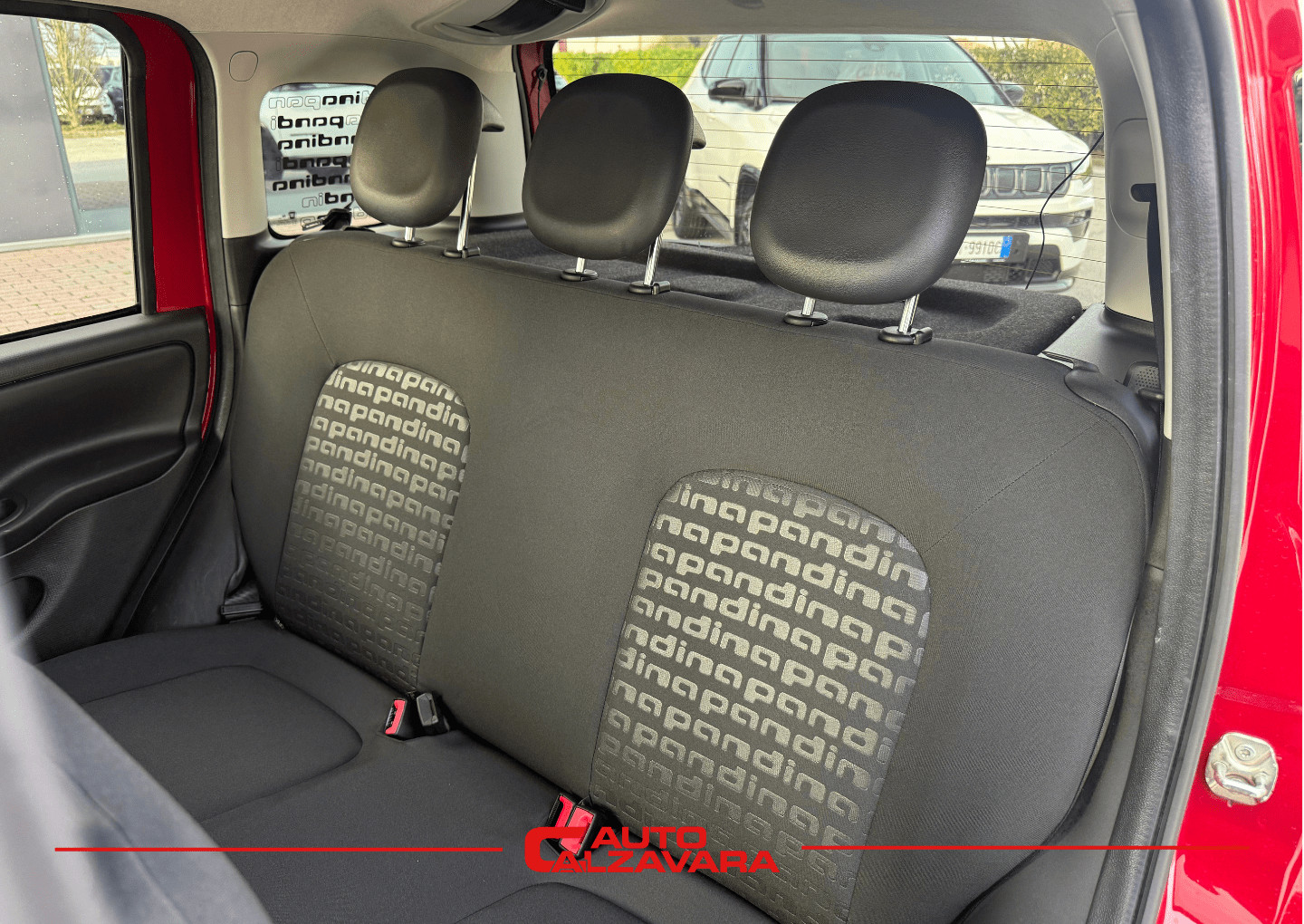 Fiat Panda Cross 1.0 FireFly S&S Hybrid / ROSSO PASSIONE / GY010FL