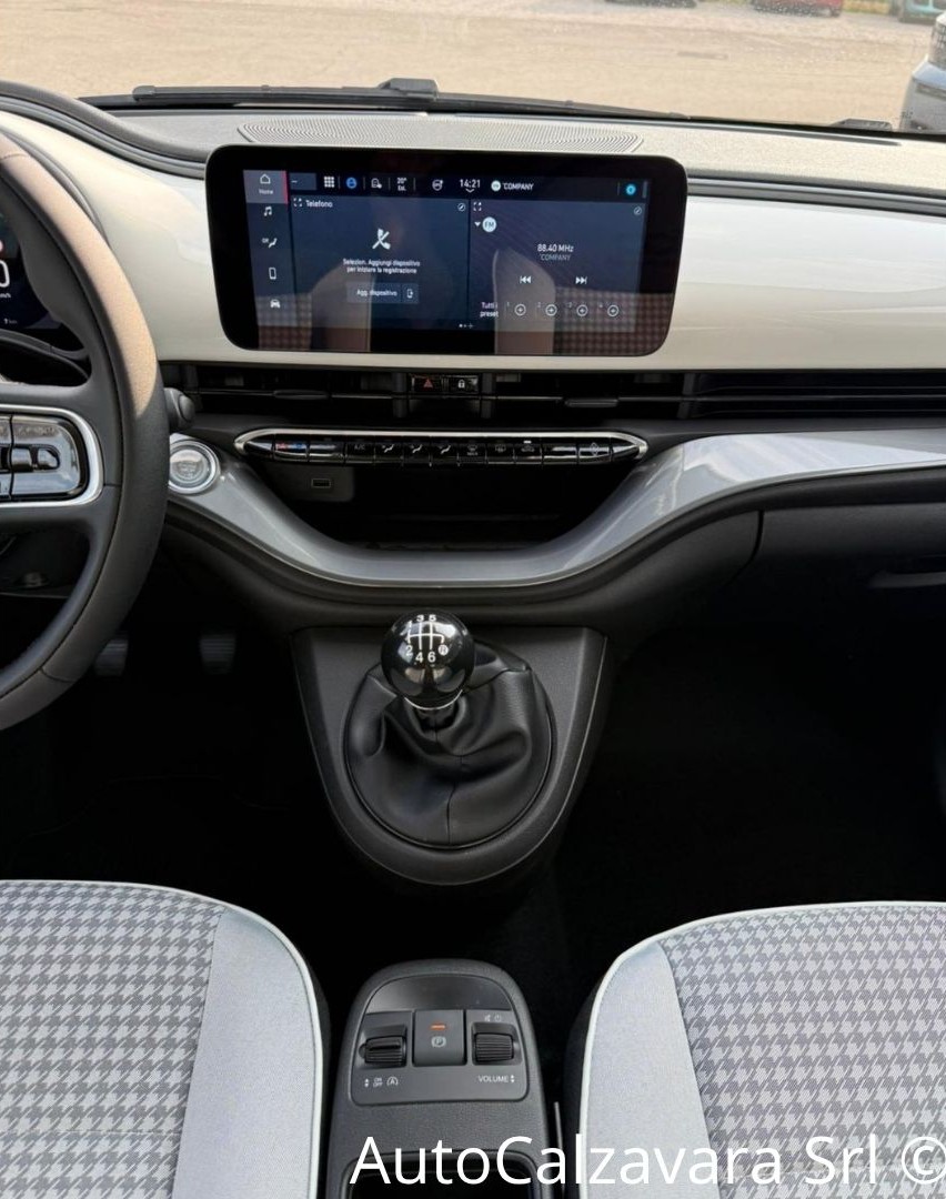 Fiat 500 Berlina Hybrid Torino / BIANCO GELATO / TX262635