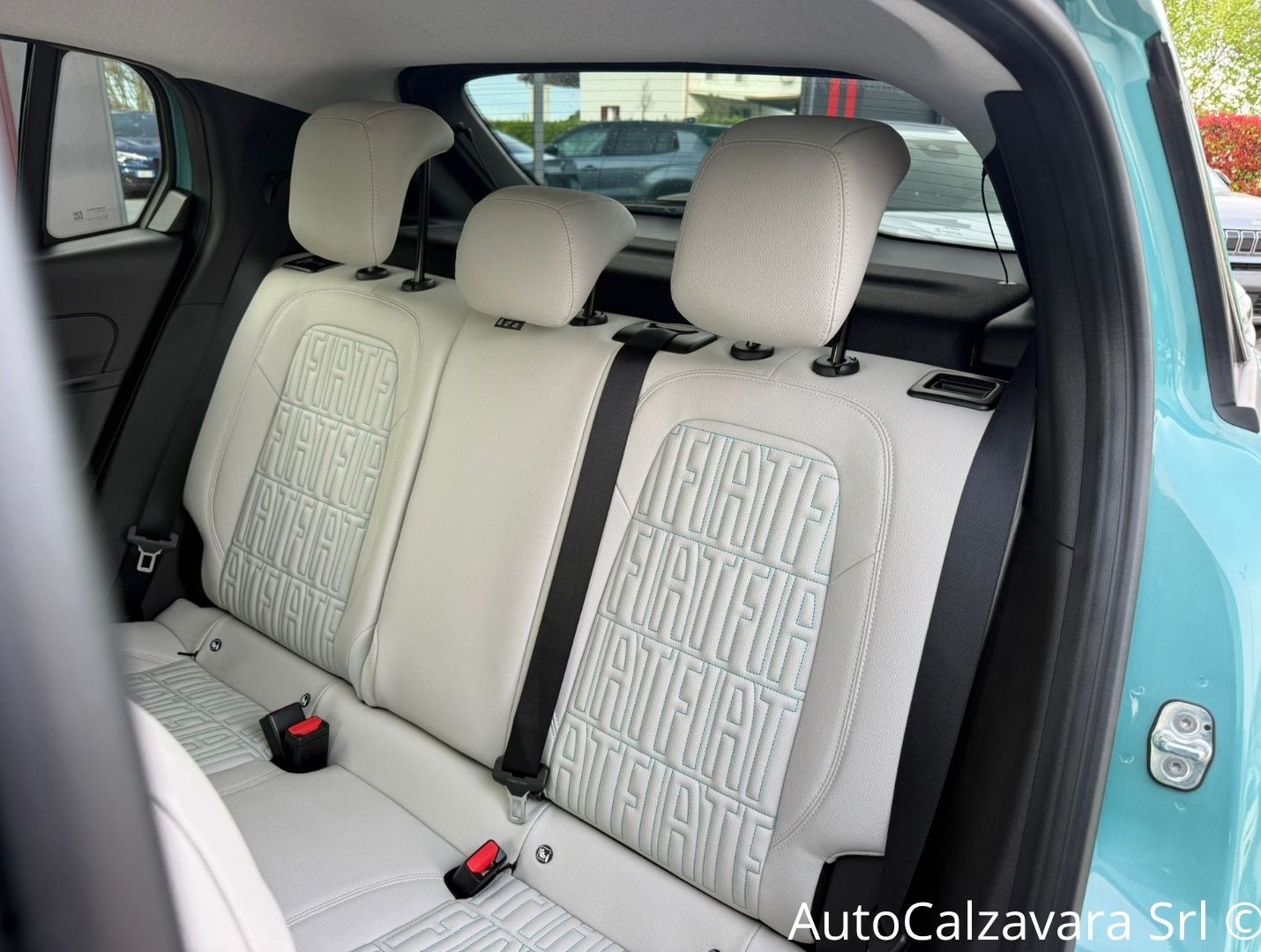 Fiat 600 Hybrid 100 CV DCT MHEV La Prima / AZZURRO ACQUA / GY632CV