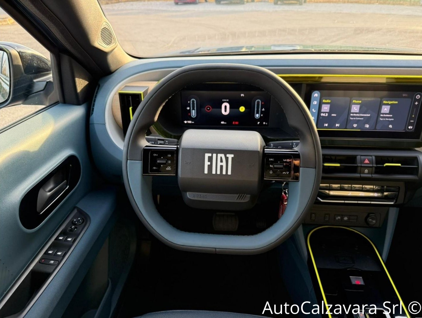 Fiat Grande Panda 1.2 Hybrid 100 CV S&S La Prima / BLU LAGO / SZA18451