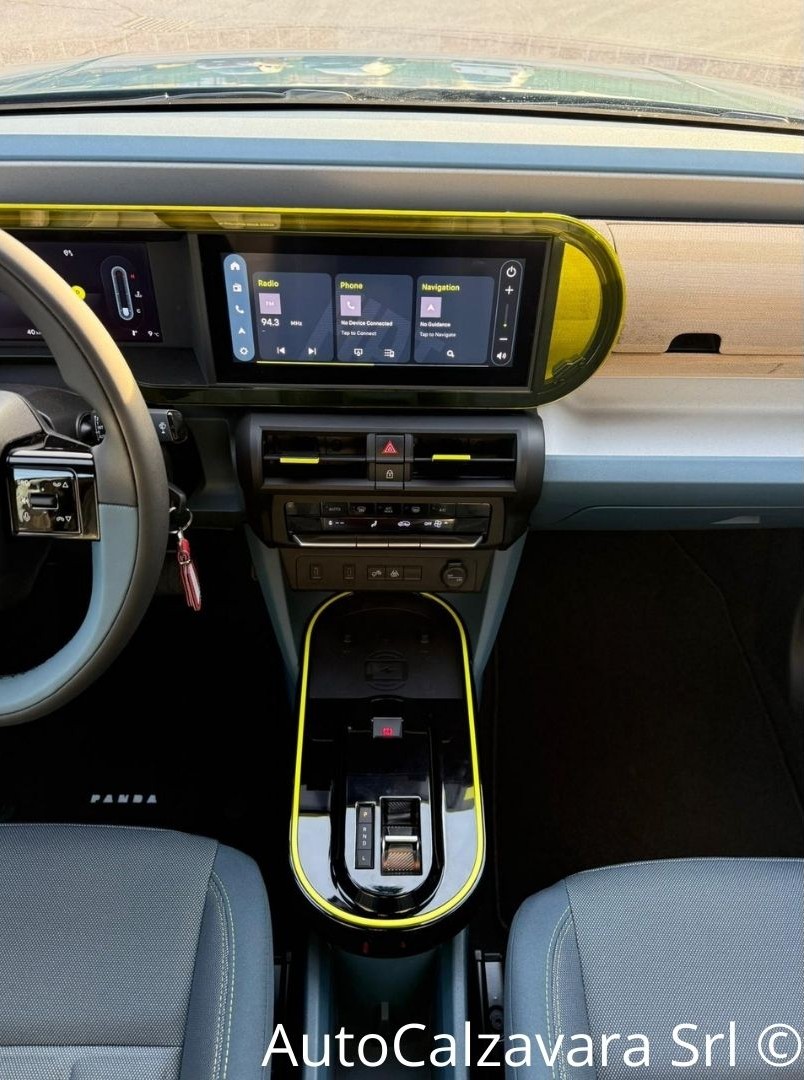 Fiat Grande Panda 1.2 Hybrid 100 CV S&S La Prima / BLU LAGO / SZA18451