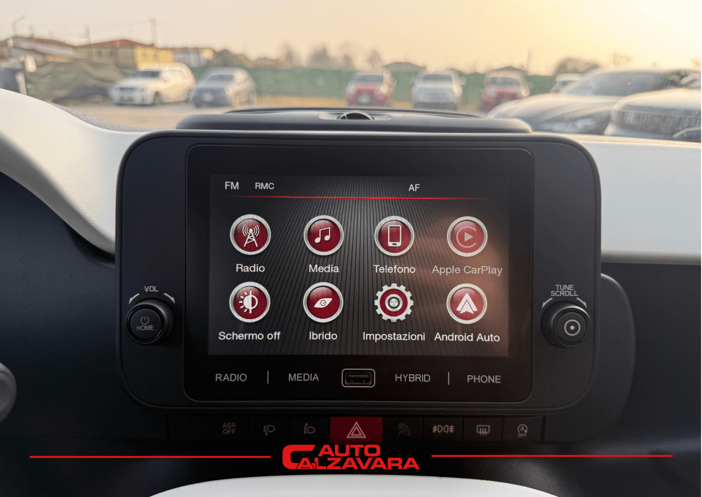 Fiat Panda Cross 1.0 FireFly S&S Hybrid / ROSSO PASSIONE / GY010FL