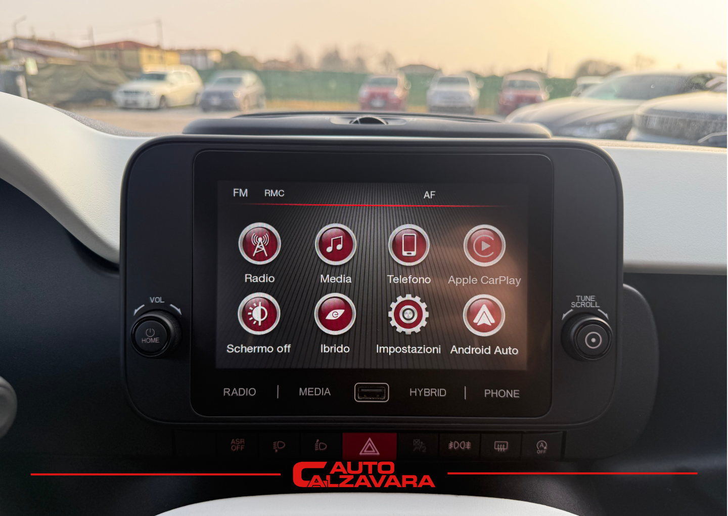 Fiat Panda Cross 1.0 FireFly S&S Hybrid / ROSSO PASSIONE / GY754ZZ