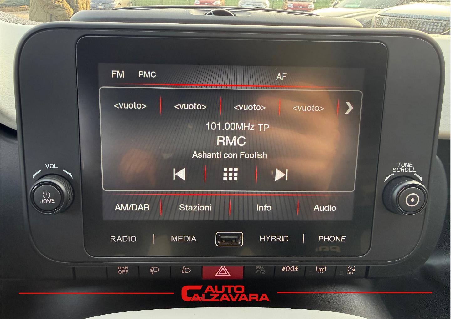 Fiat Panda Cross 1.0 FireFly S&S Hybrid / ROSSO PASSIONE / GY754ZZ