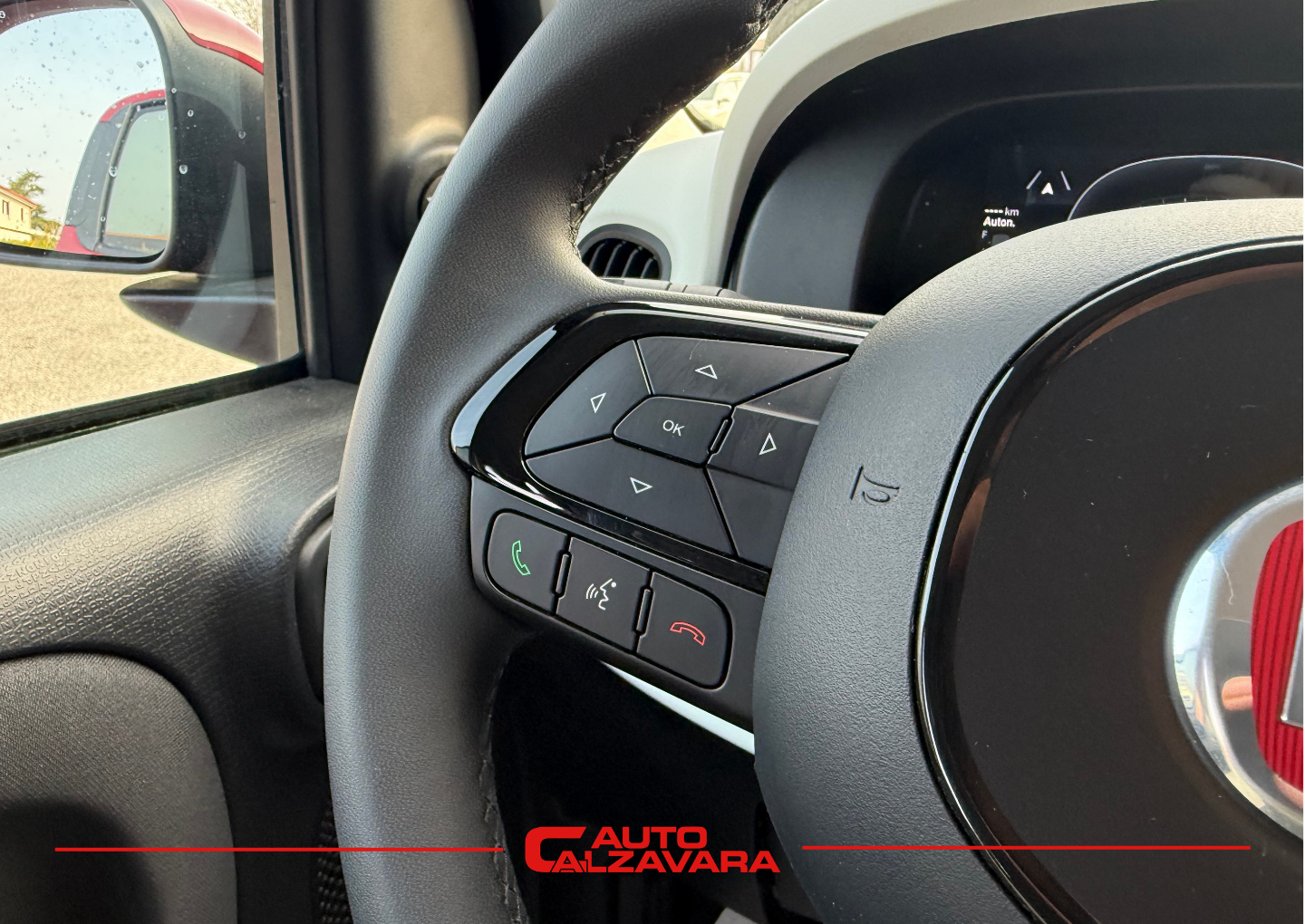 Fiat Panda Cross 1.0 FireFly S&S Hybrid / ROSSO PASSIONE / GY754ZZ