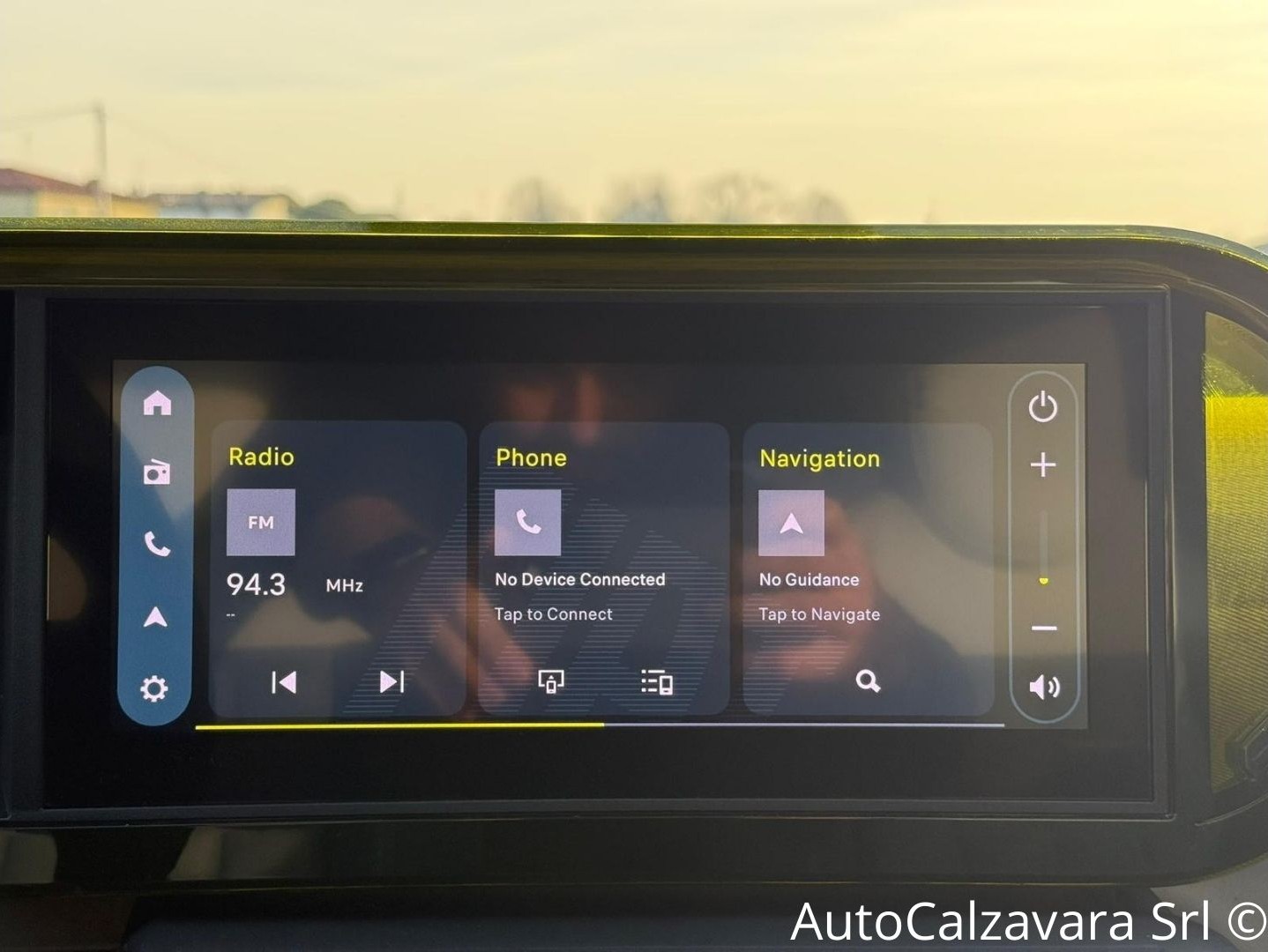 Fiat Grande Panda 1.2 Hybrid 100 CV S&S La Prima / BLU LAGO / SZA18451