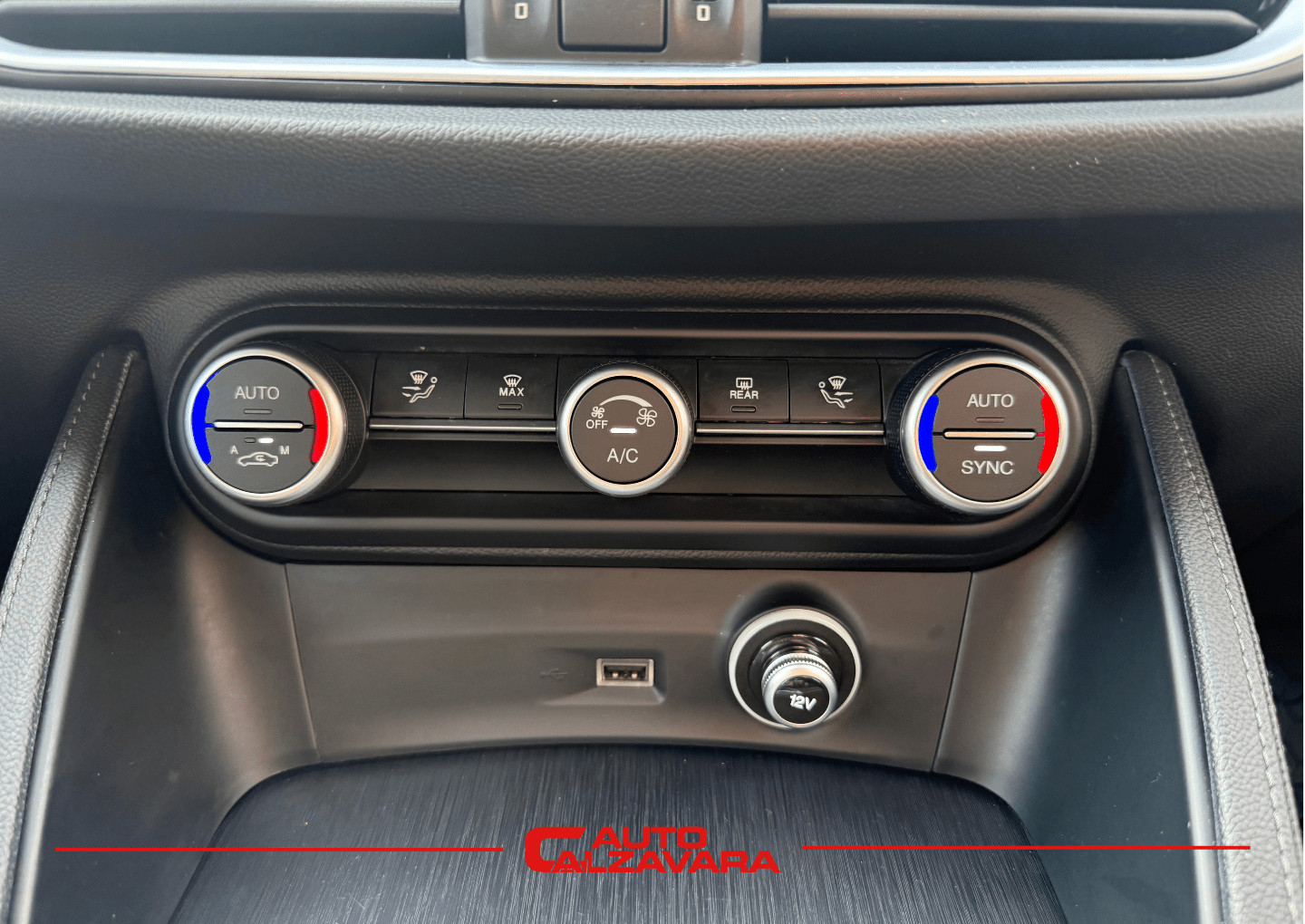 Alfa Romeo Stelvio 2.2 Turbodiesel 160 CV AT8 RWD Business / GRIGIO SILVERSTONE / GD514NN