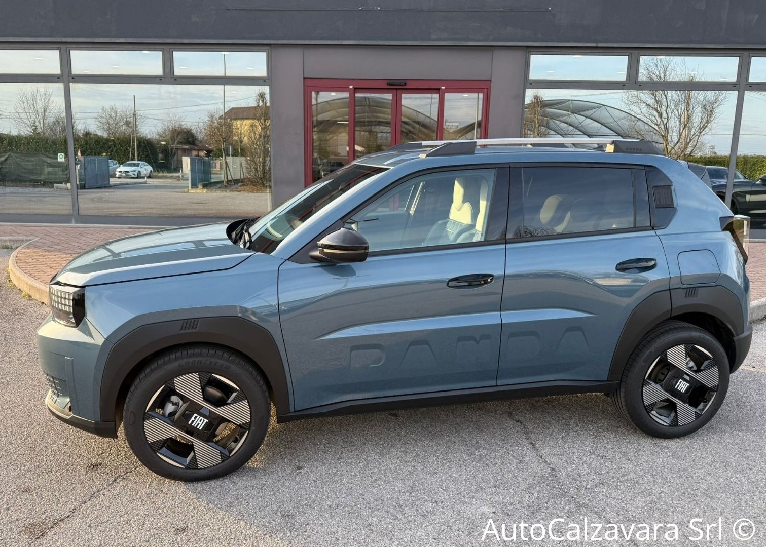 Fiat Grande Panda 1.2 Hybrid 100 CV S&S La Prima / BLU LAGO / SZA18451