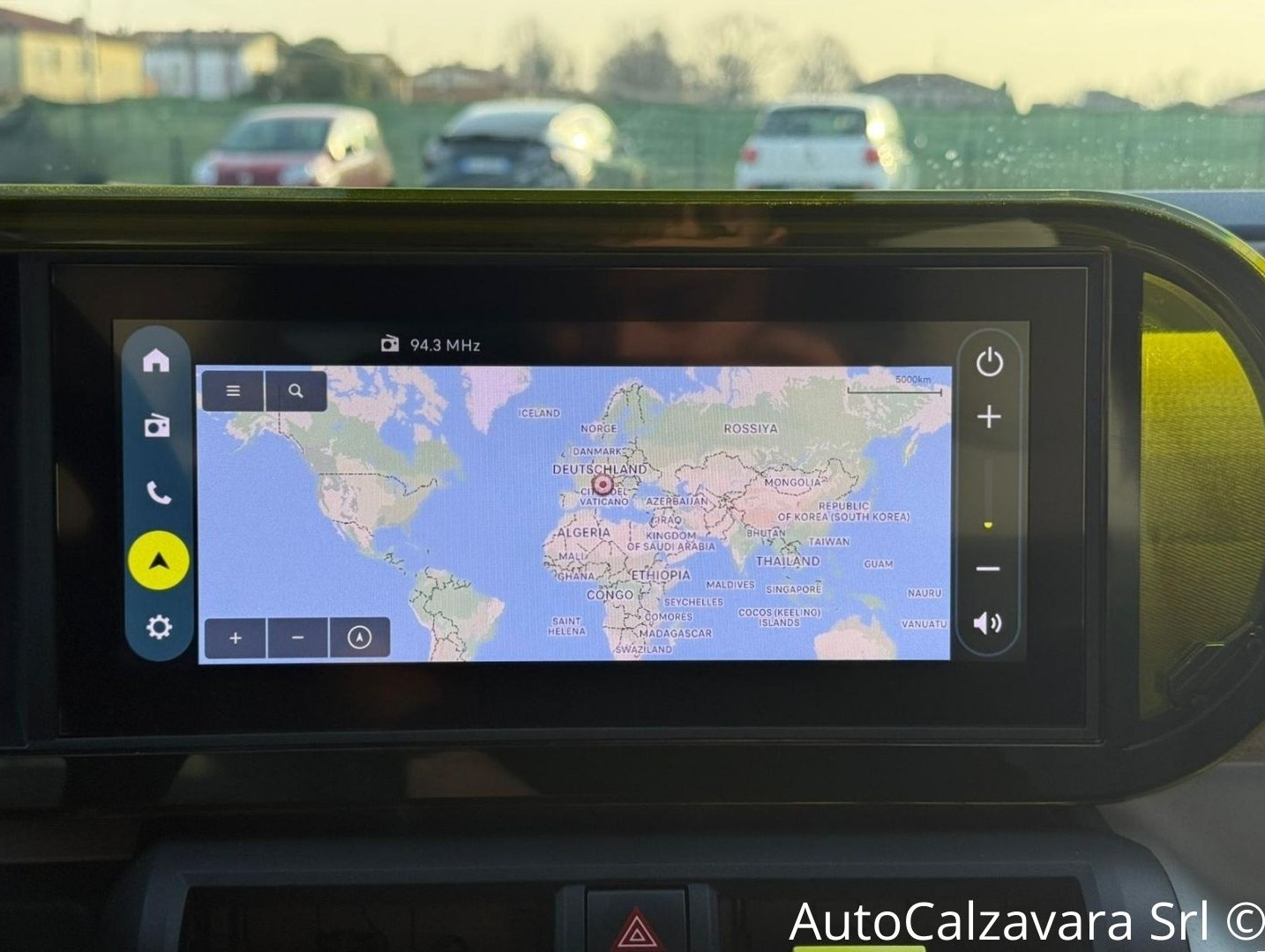 Fiat Grande Panda 1.2 Hybrid 100 CV S&S La Prima / BLU LAGO / SZA18451