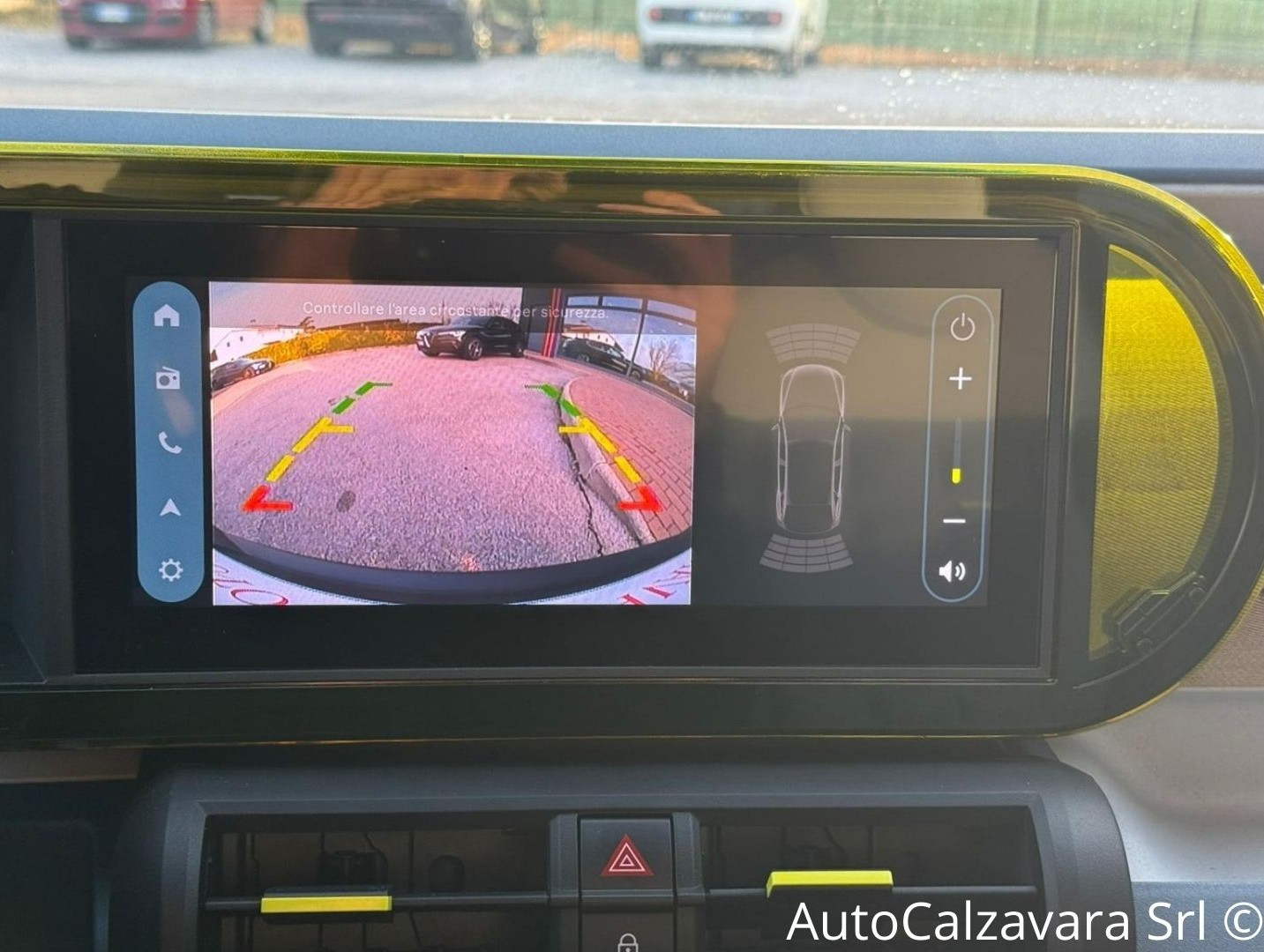 Fiat Grande Panda 1.2 Hybrid 100 CV S&S La Prima / BLU LAGO / SZA18451