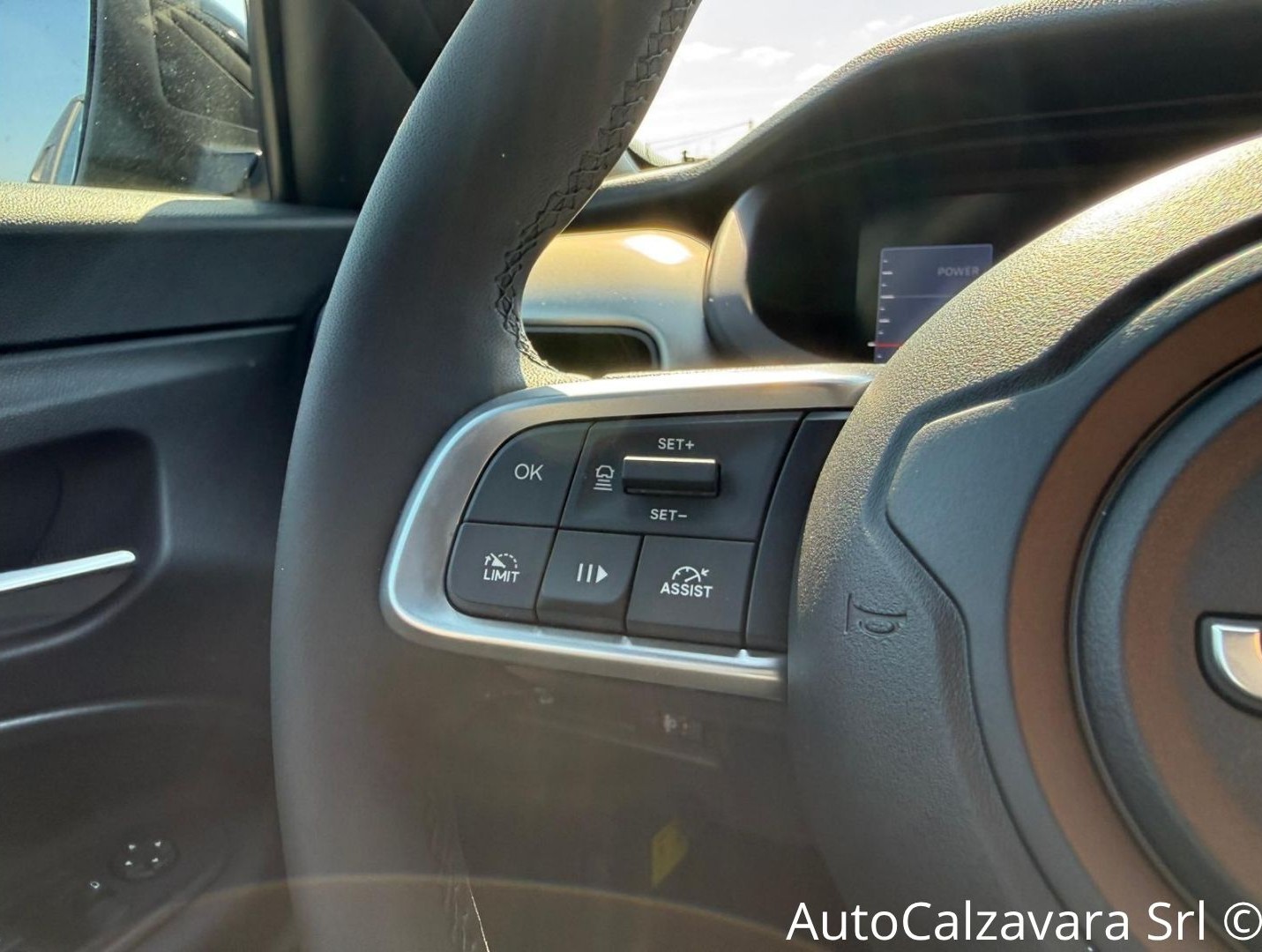 Jeep Avenger 1.2 Turbo 110 CV MHEV Altitude / GRIGIO STORM / HC950PY