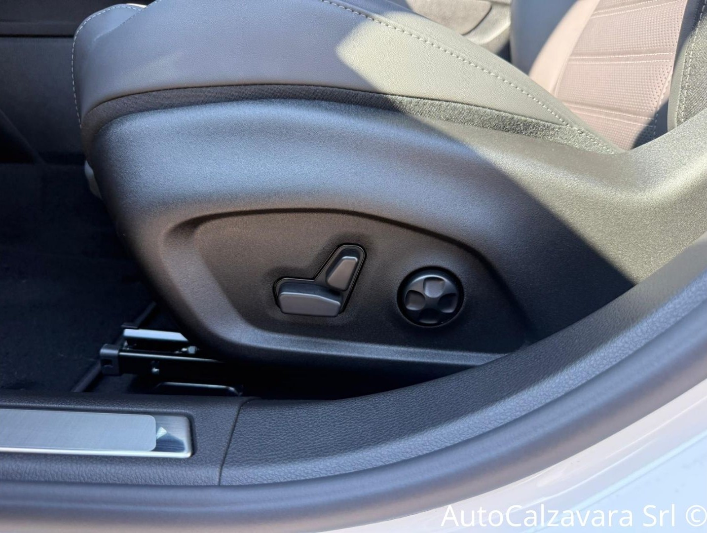 Alfa Romeo Tonale 1.6 diesel 130 CV TCT6 Veloce / BIANCO ALFA / S3108256