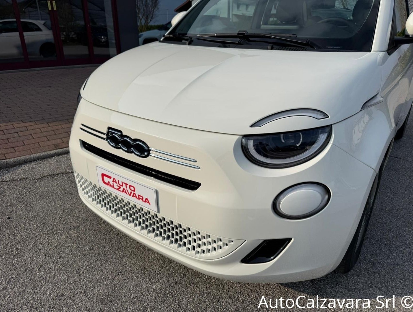 Fiat 500 Berlina Hybrid Torino / BIANCO GELATO / TX262635