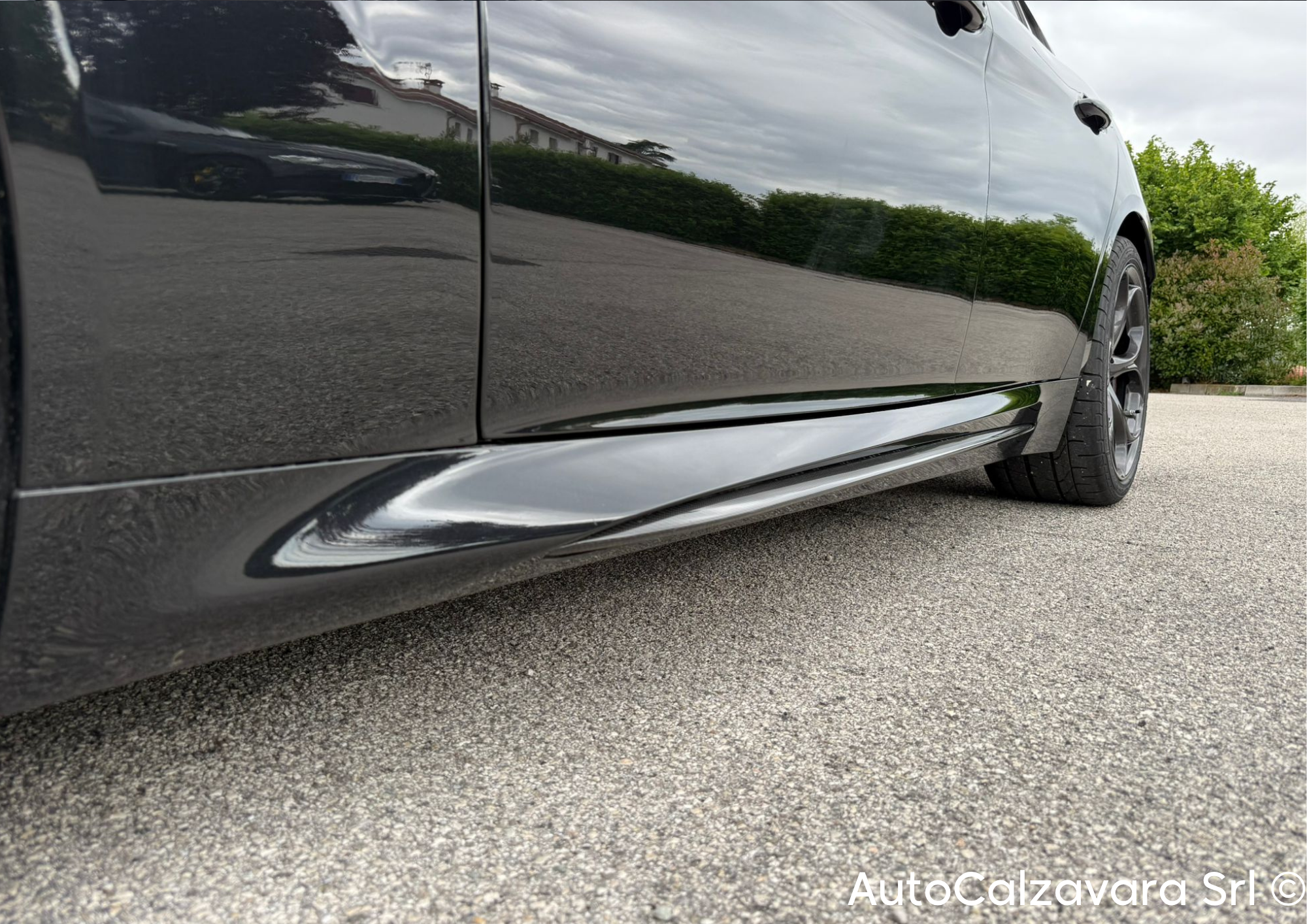 Alfa Romeo Giulia 2.9 V6 Bi-Turbo AT8 Quadrifoglio / NERO VULCANO / R7691018