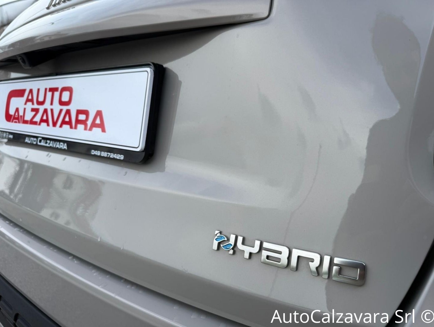 Fiat 600 Hybrid 100 CV DCT MHEV La Prima / CREMA CAPUCCINO / GY469CV