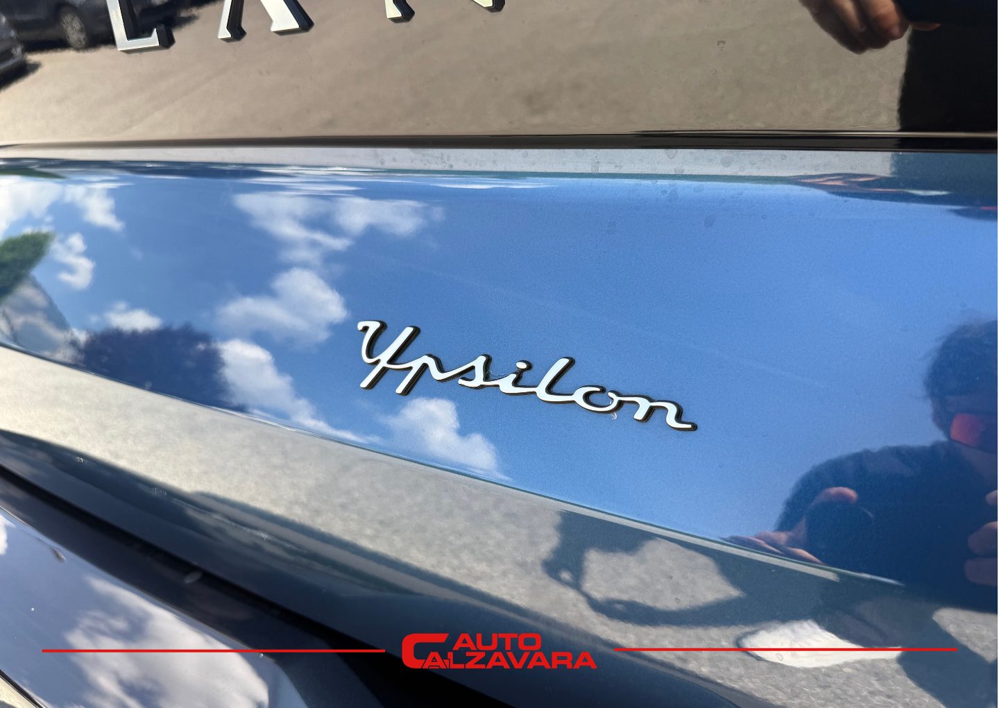 Lancia Ypsilon 4ª serie Hybrid e-DCT LX / BLU LANCIA / HA601FX