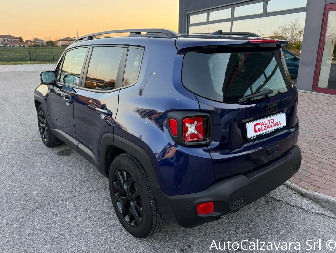 Jeep Renegade 1.0 T3 Night Eagle / BLACK CLEAR COAT / GA451LD