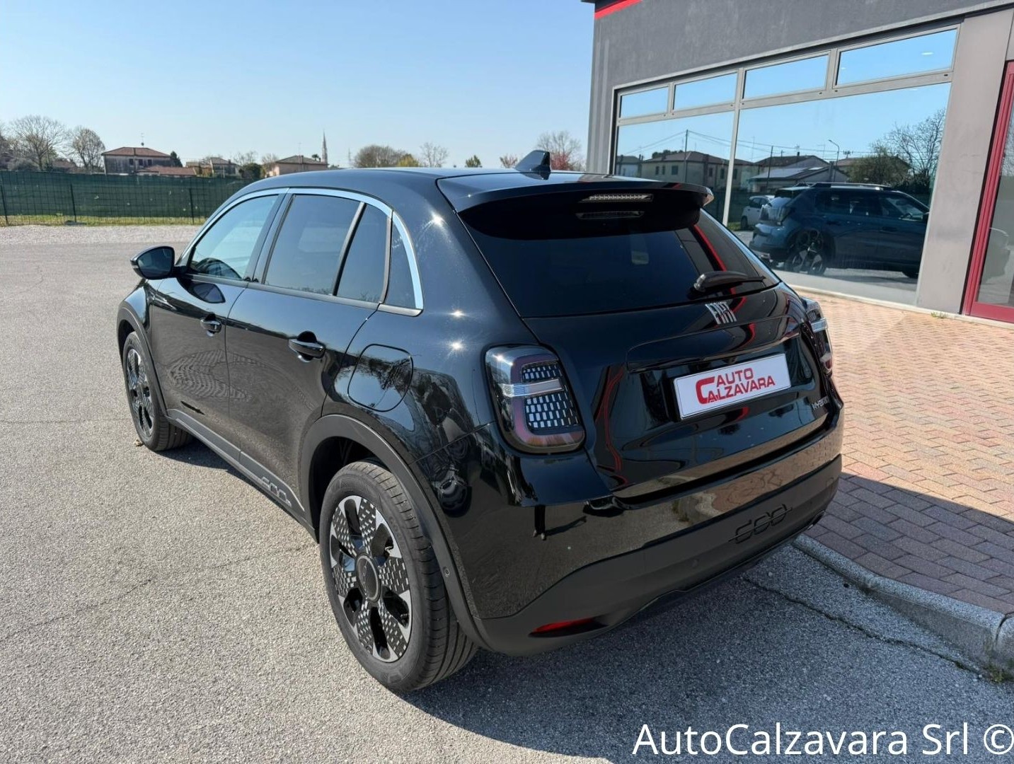 Fiat 600 Hybrid 100 CV DCT MHEV La Prima / NERO CINEMA / GY485CV