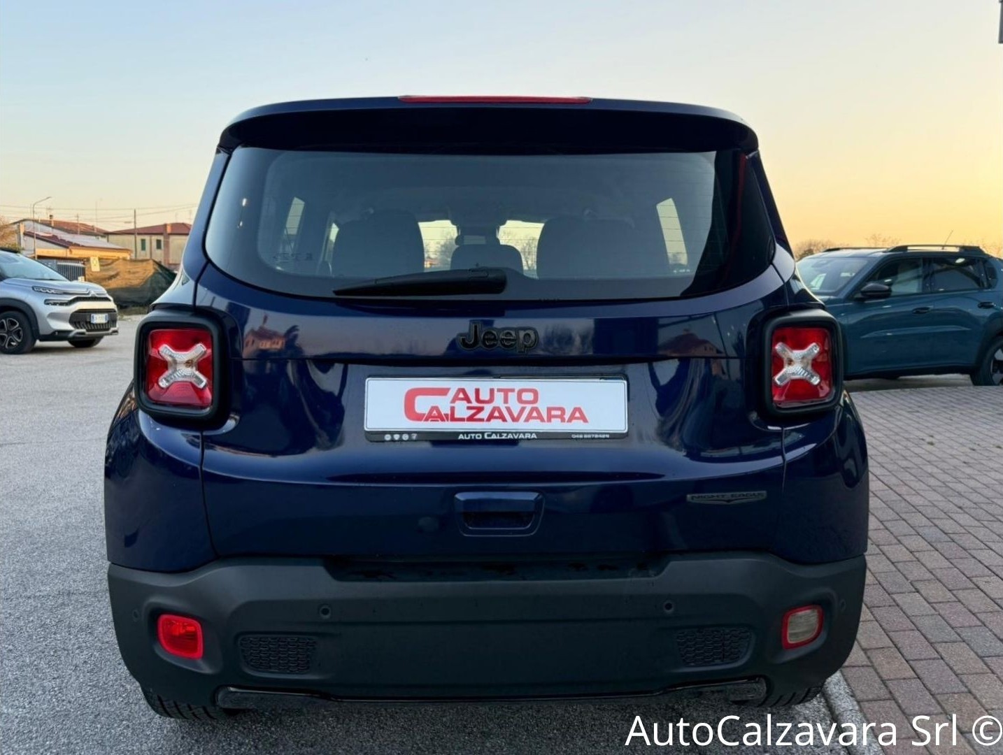 Jeep Renegade 1.0 T3 Night Eagle / BLACK CLEAR COAT / GA451LD