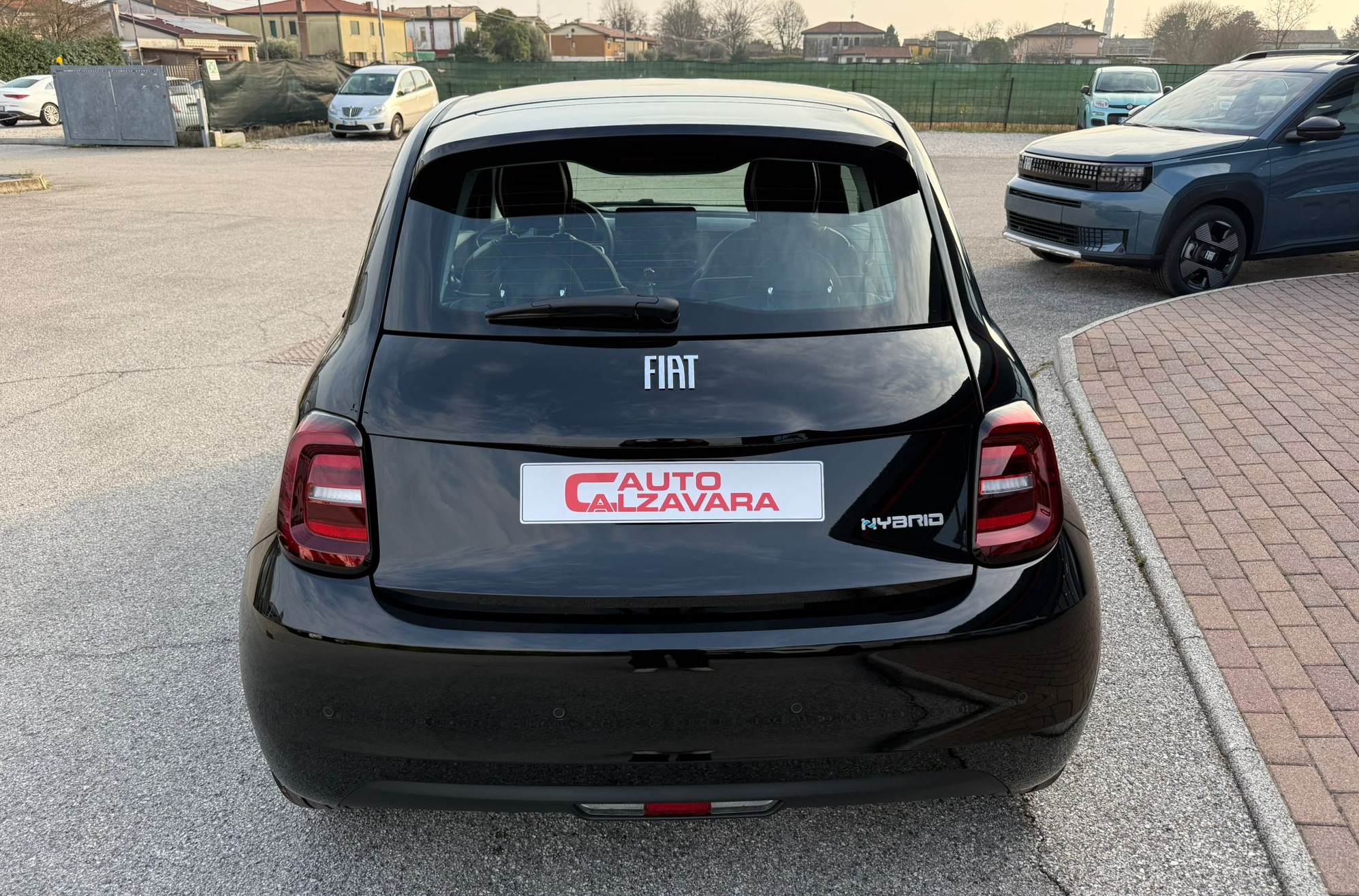Fiat 500 Berlina Hybrid Torino / NERO ONYX / TX262578