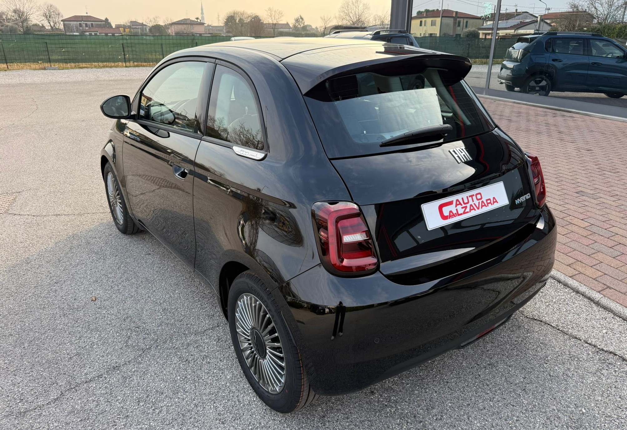 Fiat 500 Berlina Hybrid Torino / NERO ONYX / TX262578