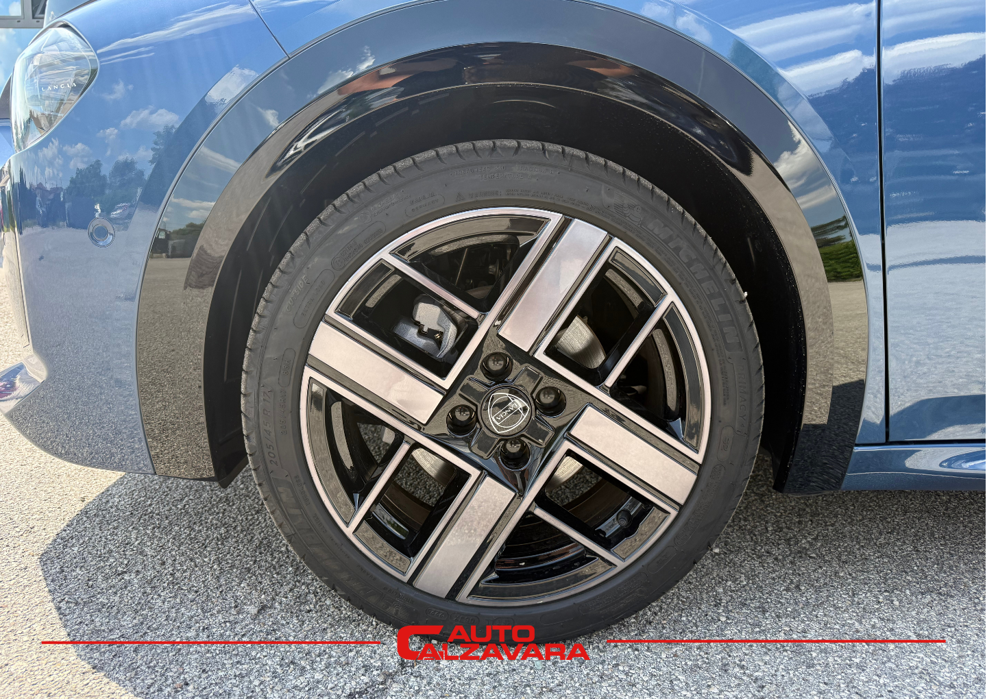 Lancia Ypsilon 4ª serie Hybrid e-DCT LX / BLU LANCIA / HA601FX