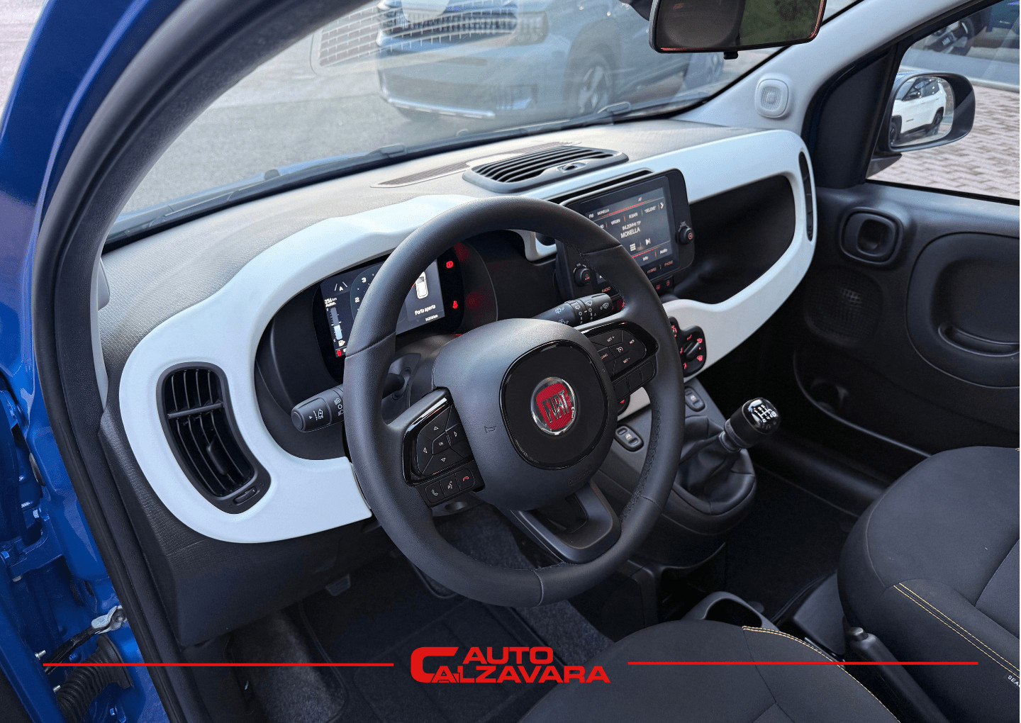 Fiat Panda Cross 1.0 FireFly S&S Hybrid / BLU ITALIA / GY896FL