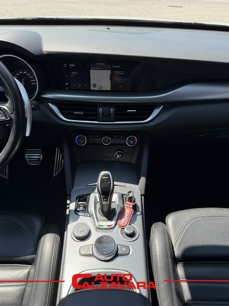 Alfa Romeo Stelvio 2.2 Turbodiesel 210 CV AT8 Q4 Veloce / BIANCO TROFEO / GE914KD
