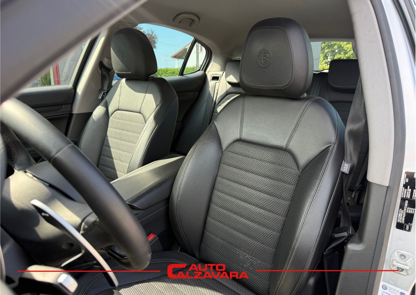 Alfa Romeo Stelvio 2.2 Turbodiesel 160 CV AT8 RWD Business / ARGENTO / FW519DC
