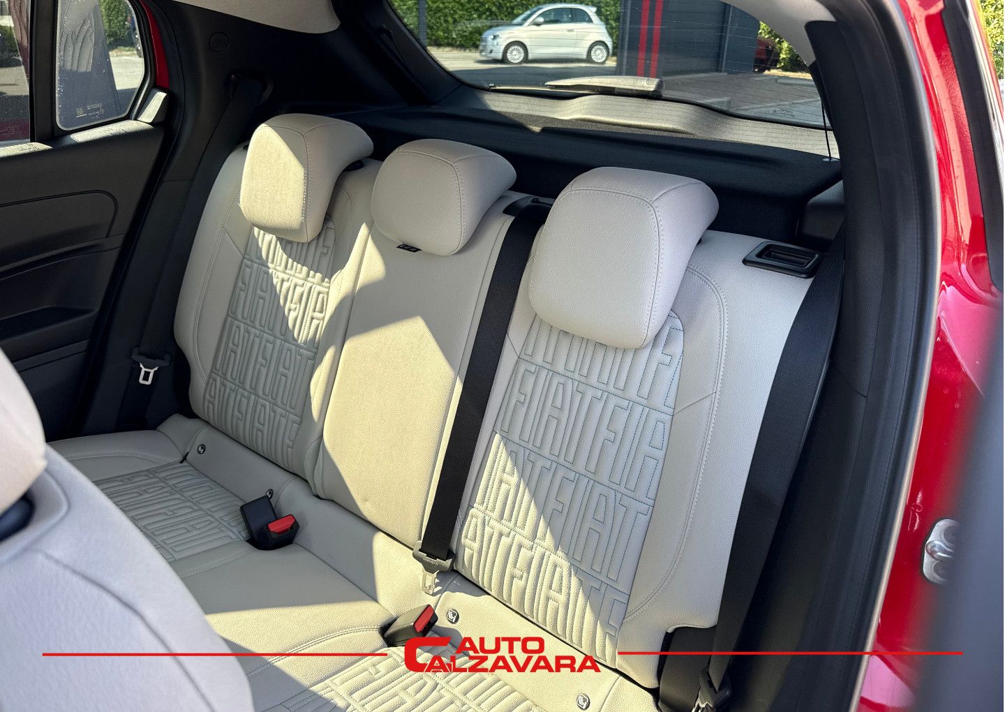 Fiat 600 Hybrid 100 CV DCT MHEV La Prima / GY157SS
